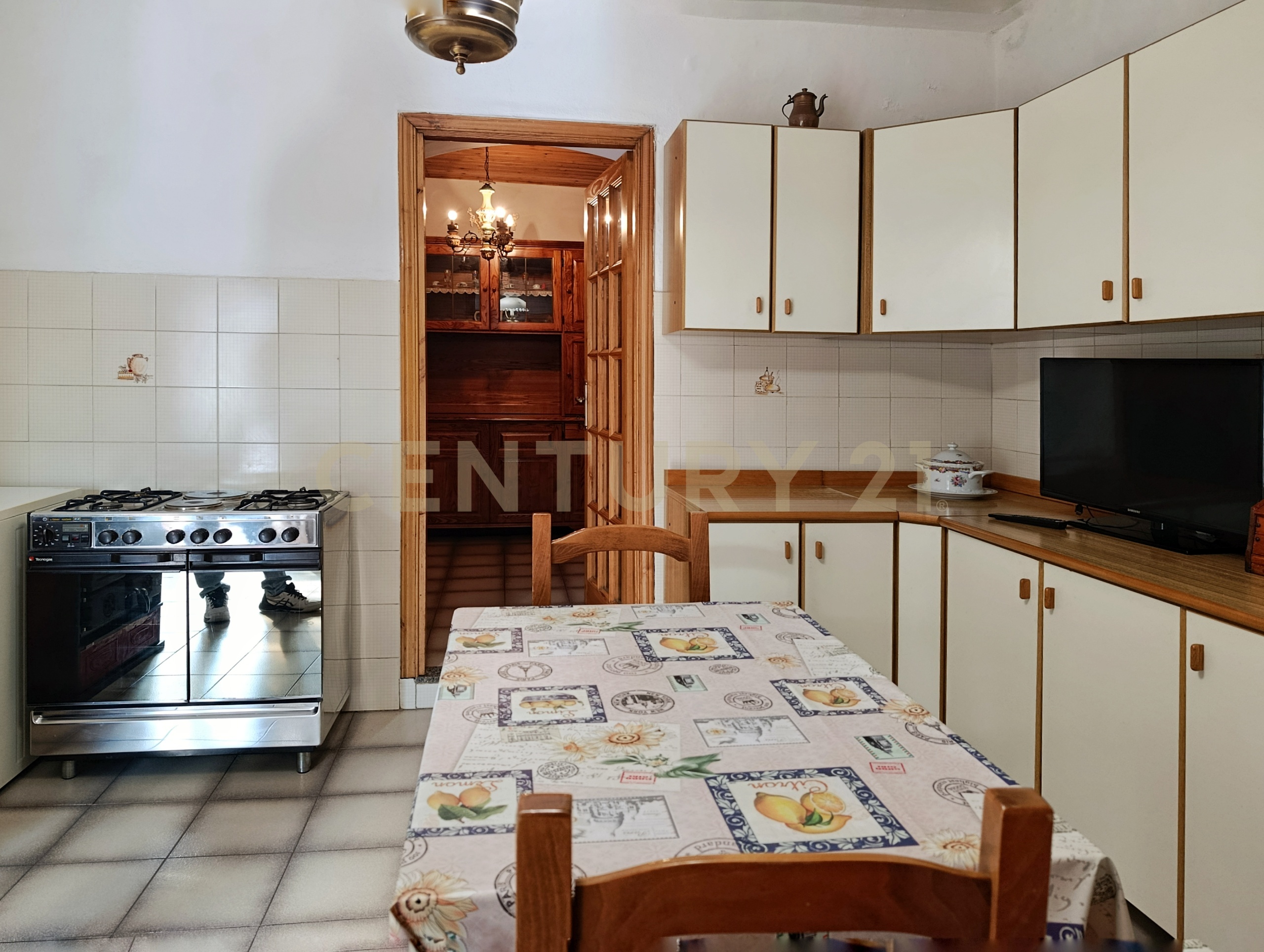 Casa indipendente con terrazzo in via massimo d'azeglio 33, Abbadia San Salvatore