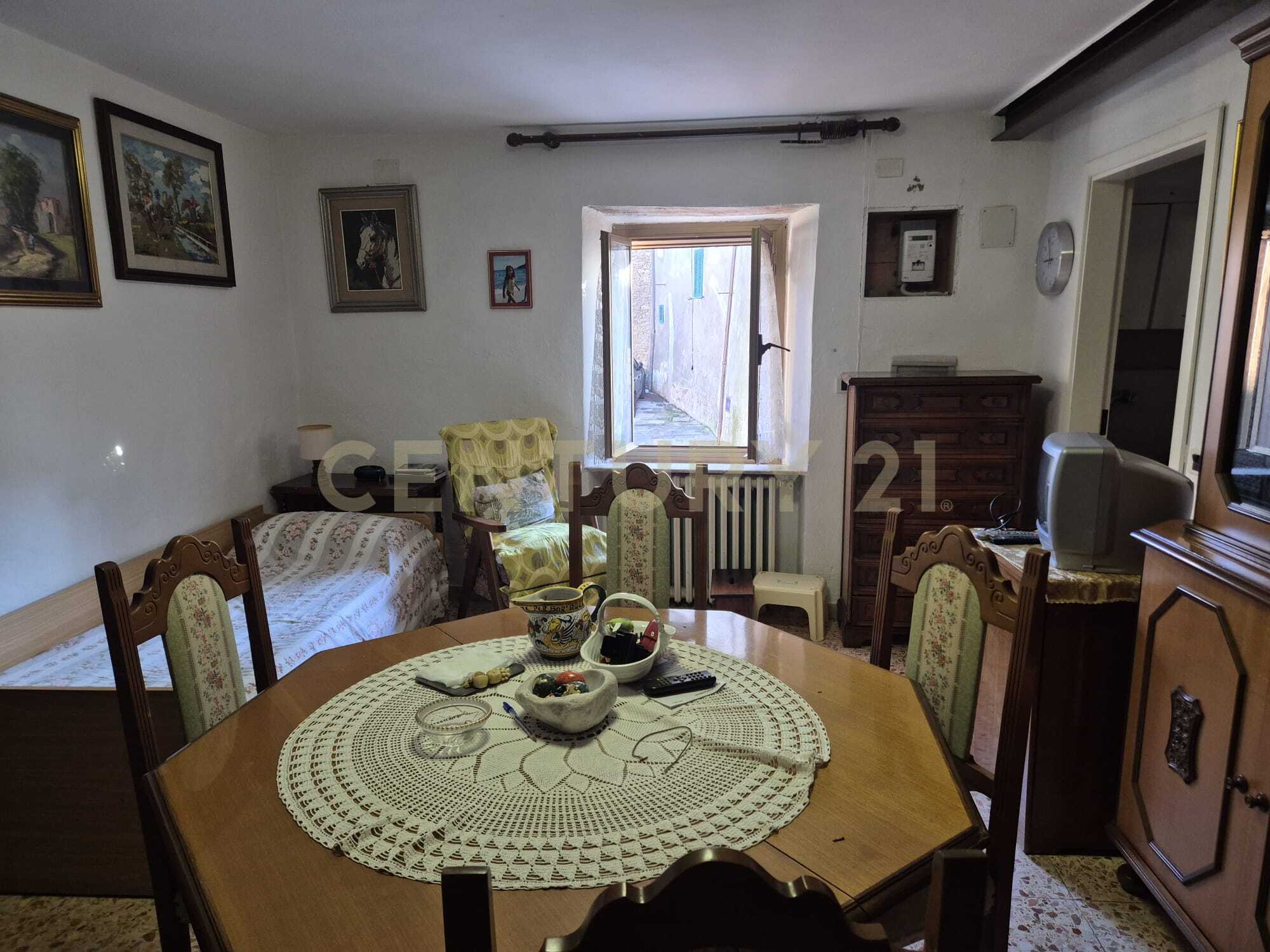 Casa indipendente in vendita in piazza solferino 4, Civitella Paganico
