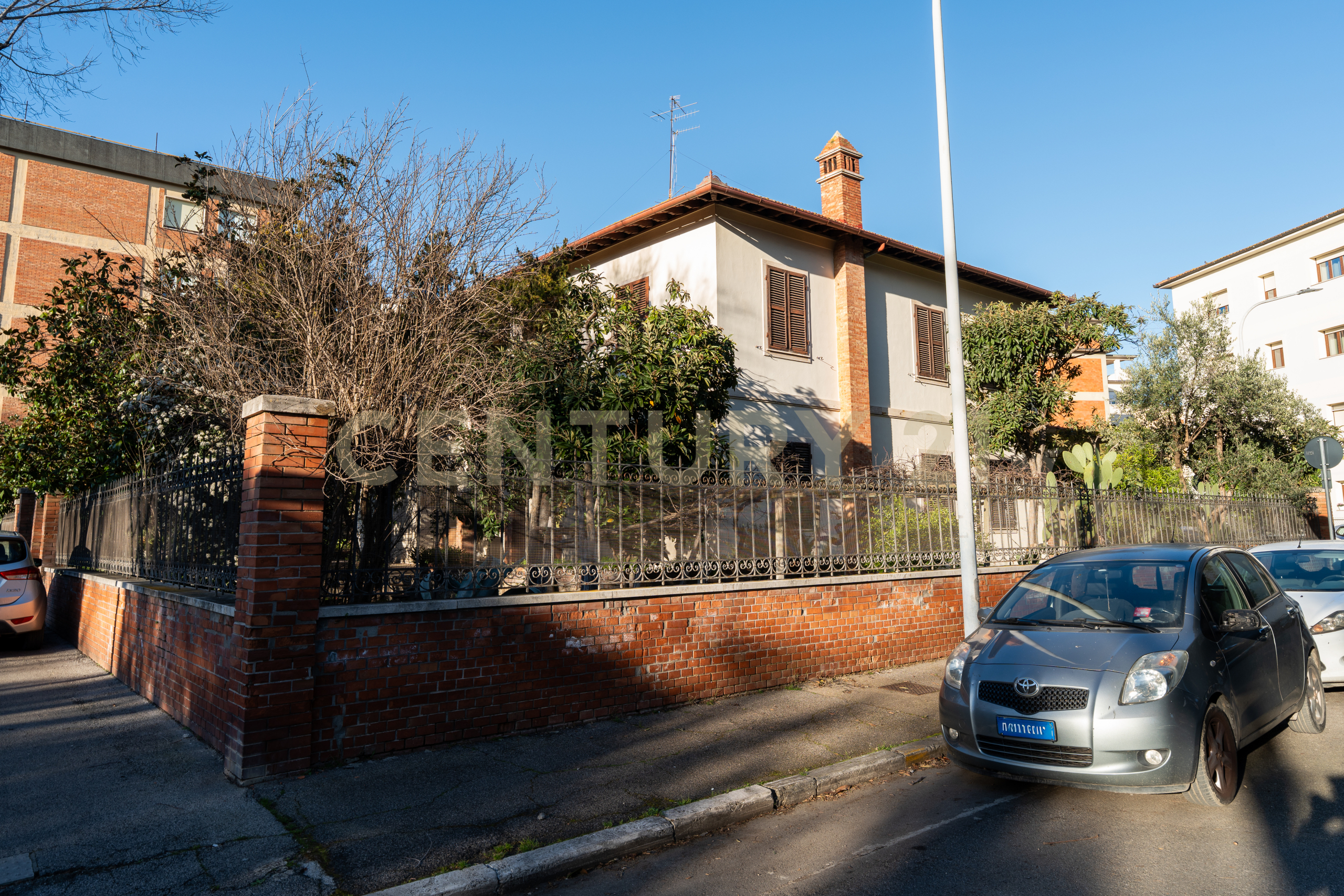 Villa con giardino in via fratelli bandiera, Grosseto