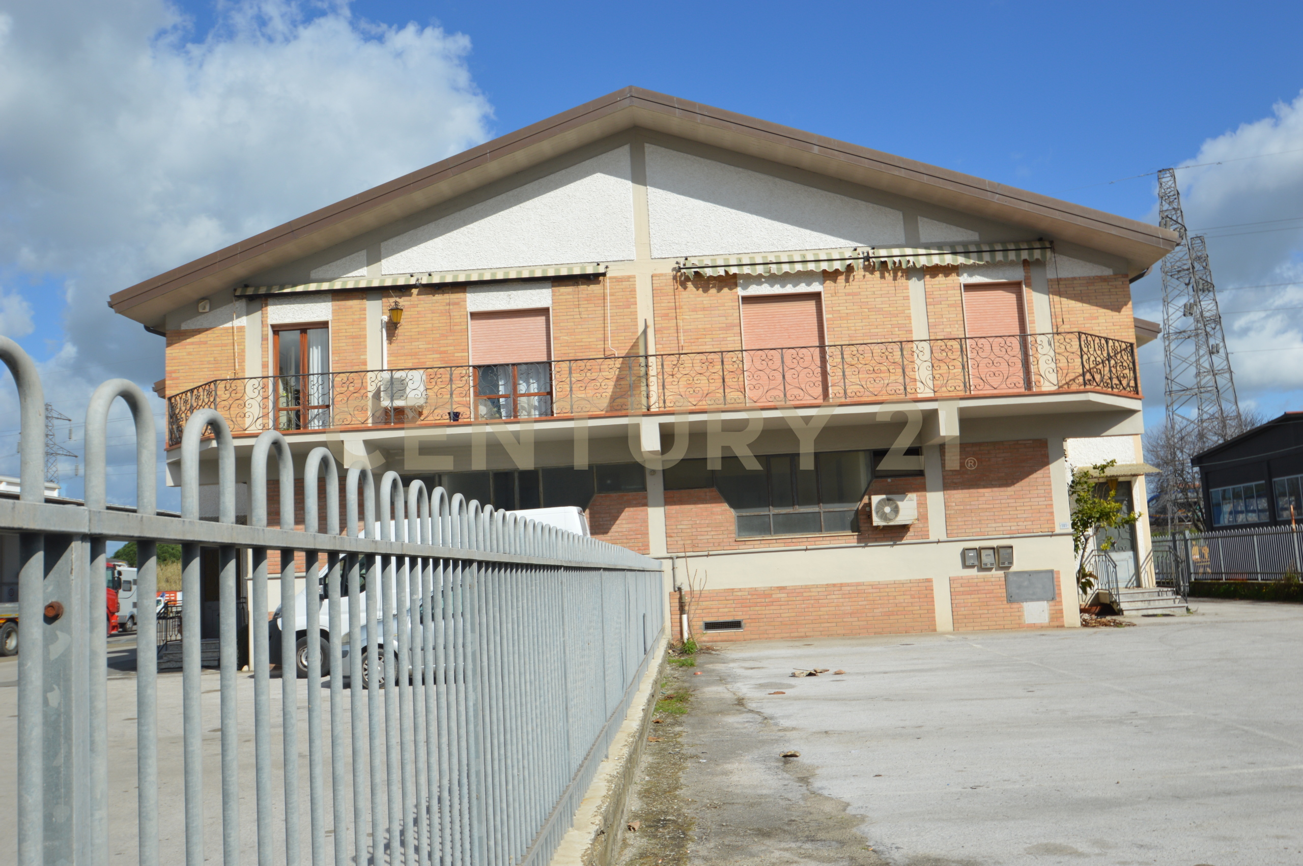 Casa indipendente con terrazzi in via aurelia nord 181, Grosseto