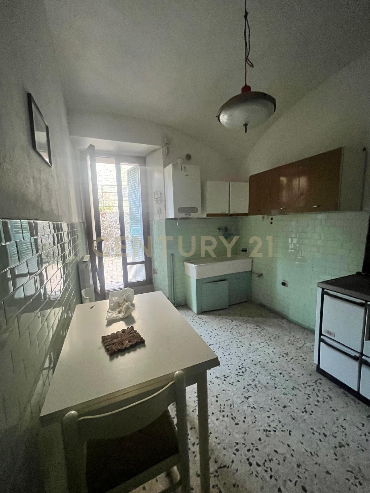 Appartamento con giardino in via firenze 19, Semproniano