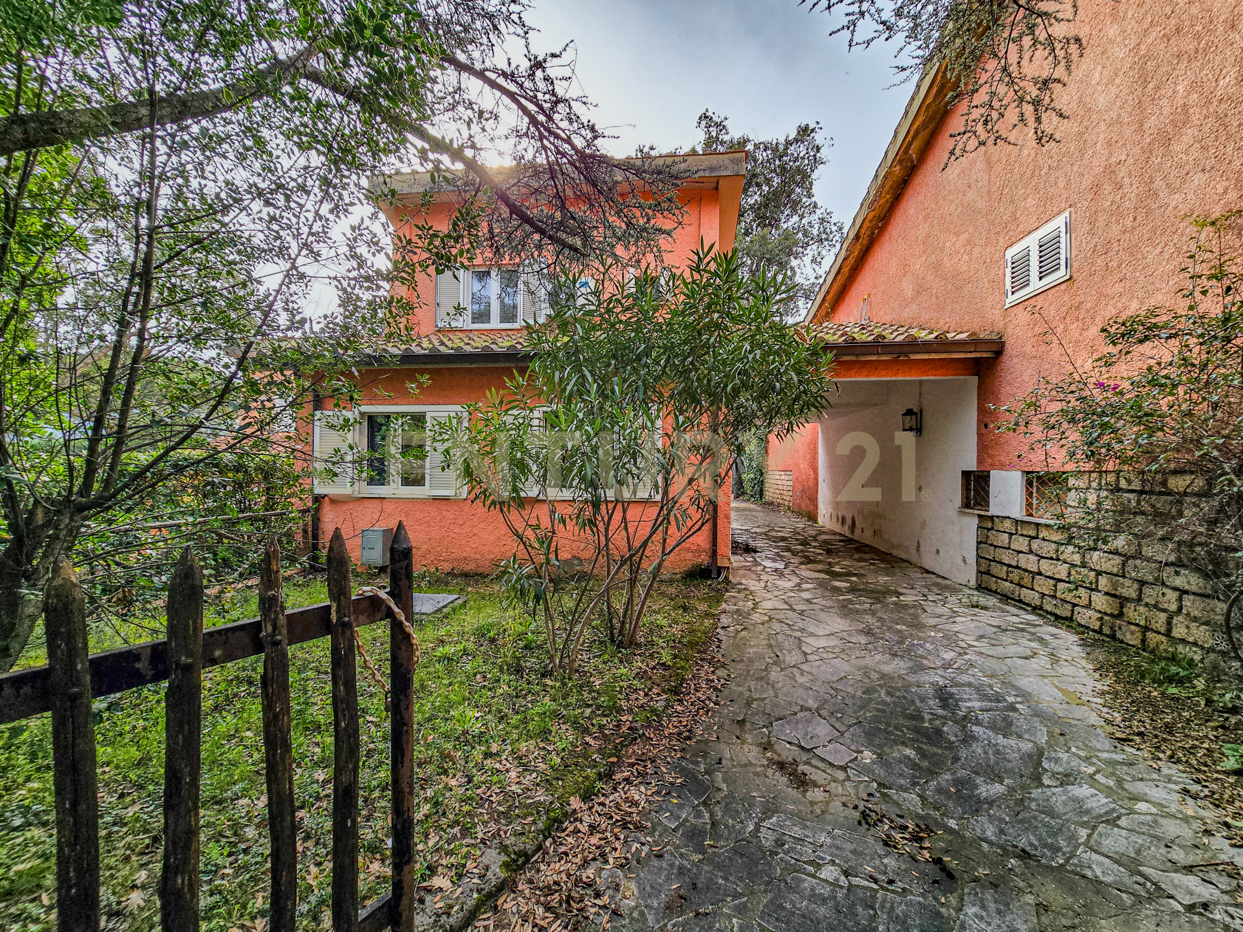 Villetta a schiera con giardino in via delle sughere, Castiglione della Pescaia