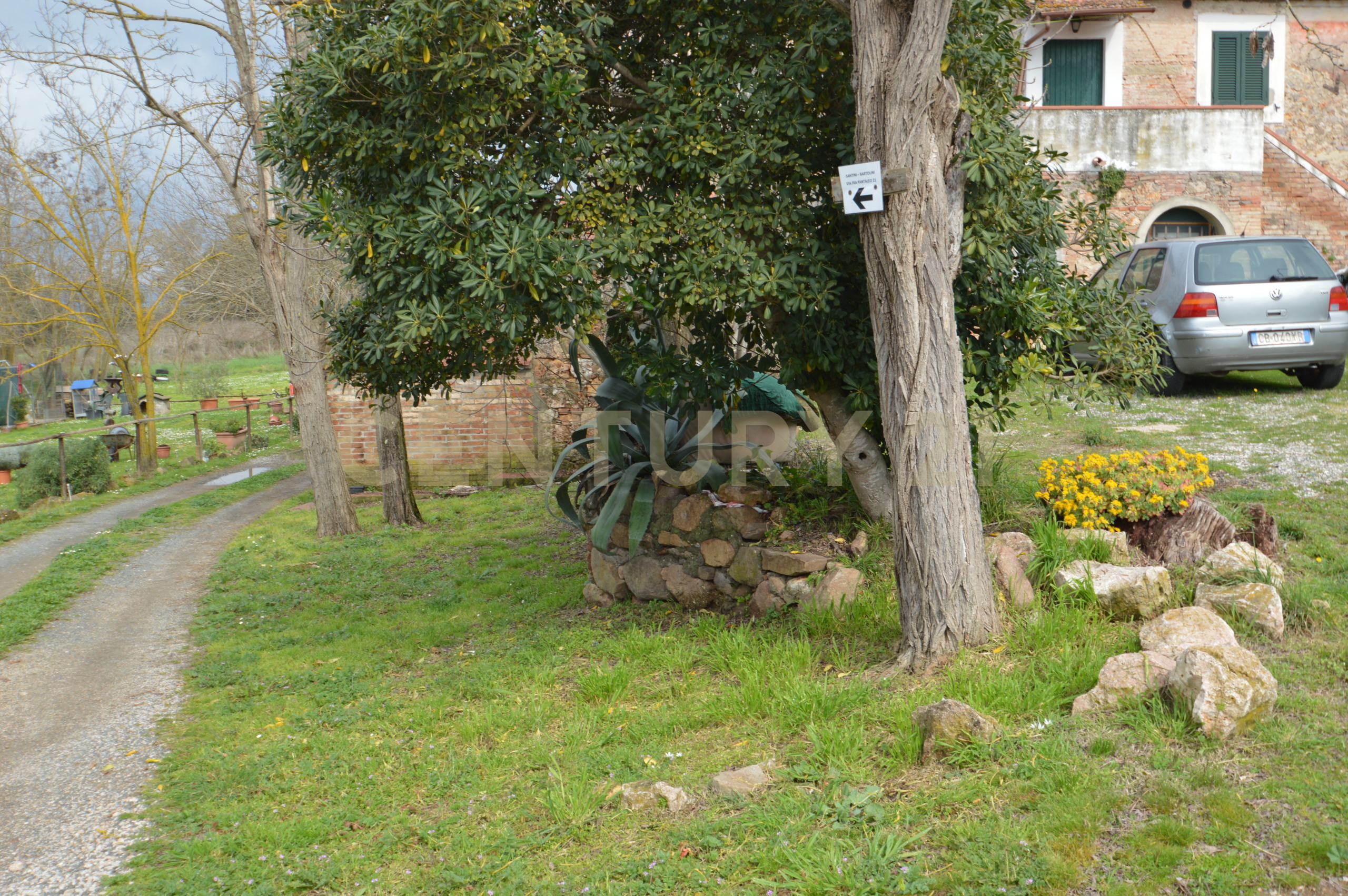 Casa indipendente con giardino in via aurelia sud 106, Grosseto