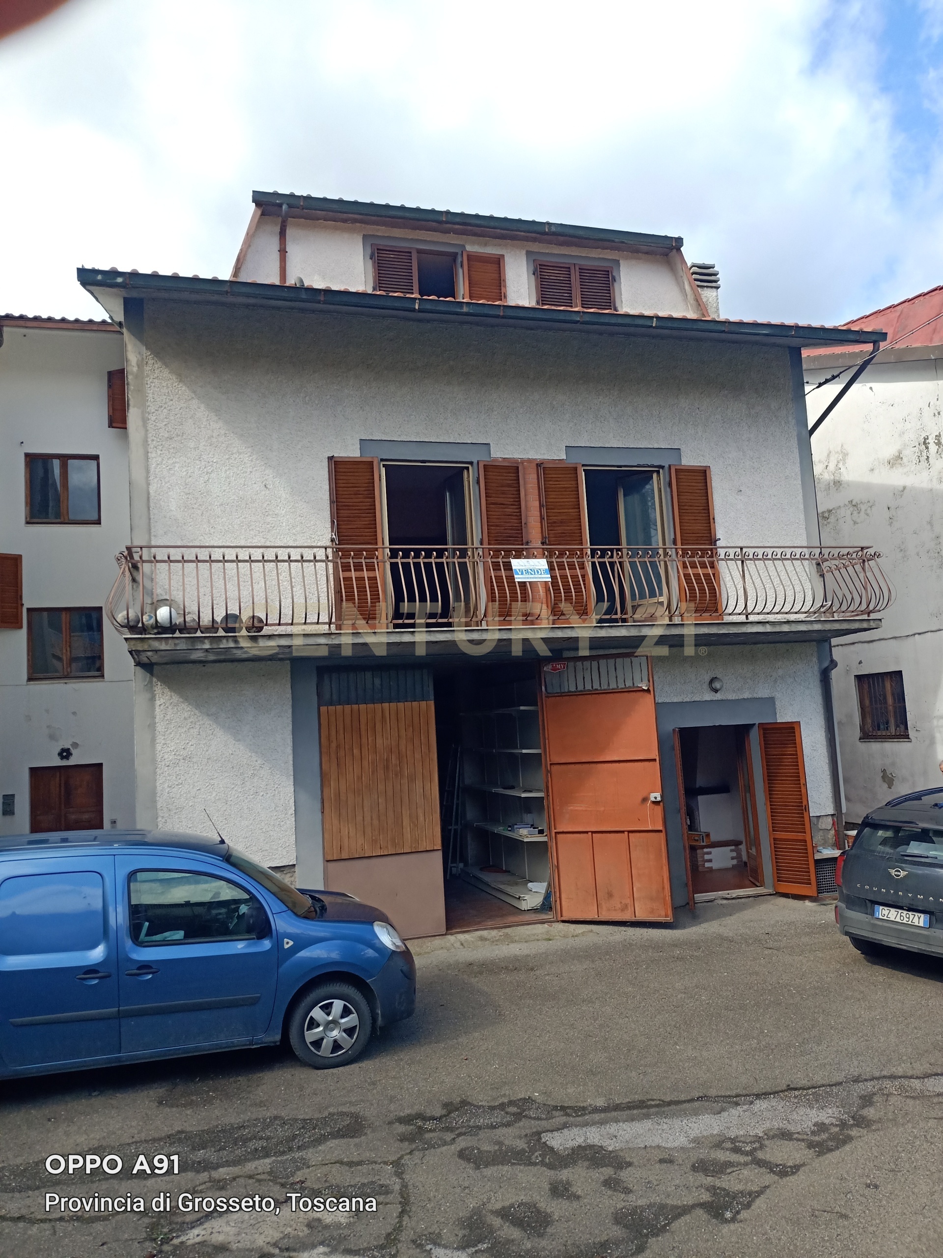 Casa indipendente con terrazzo in via arezzo 5, Castel del Piano