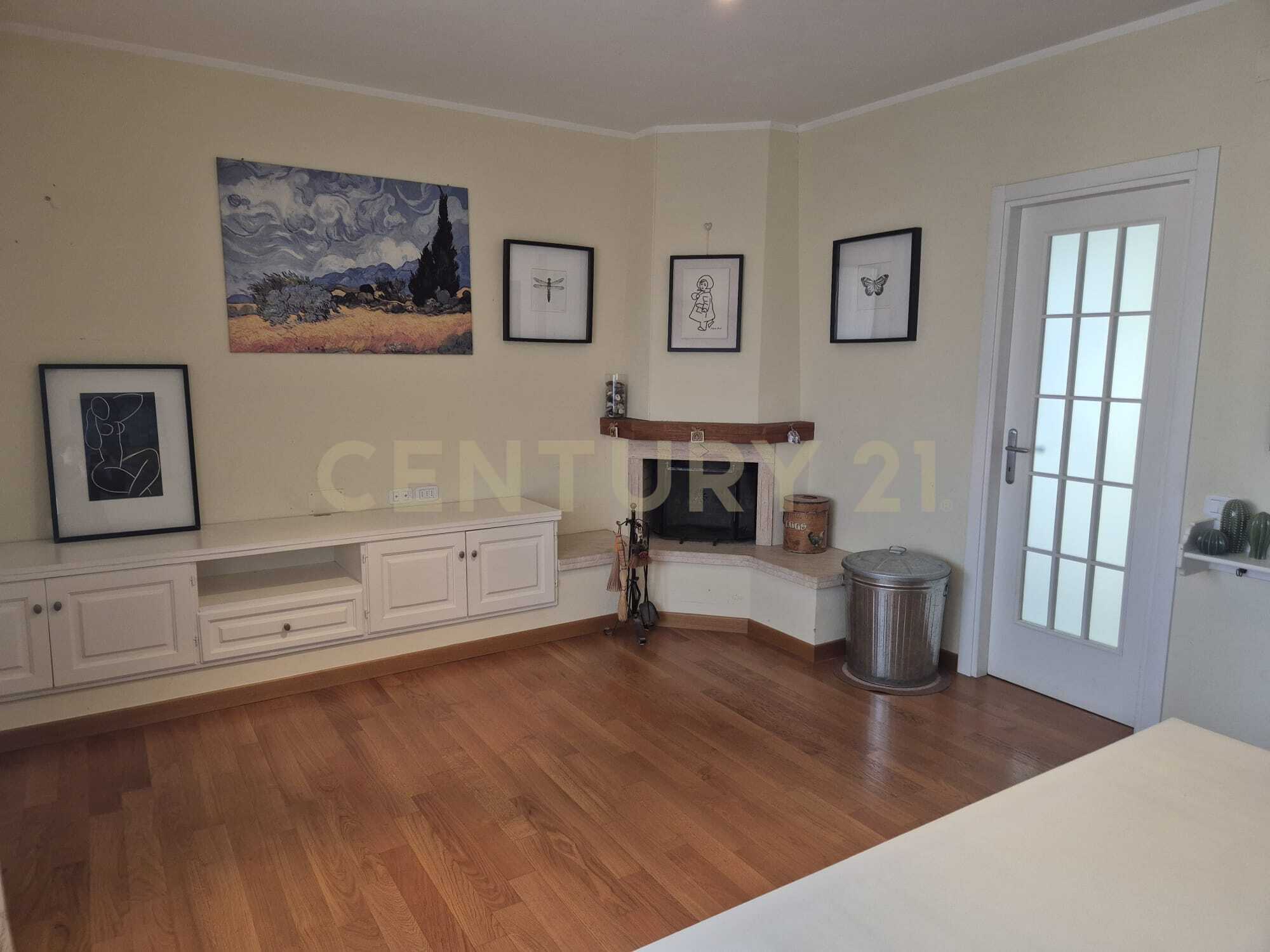 Casa indipendente con terrazzo in via fratelli matteini 9, Grosseto