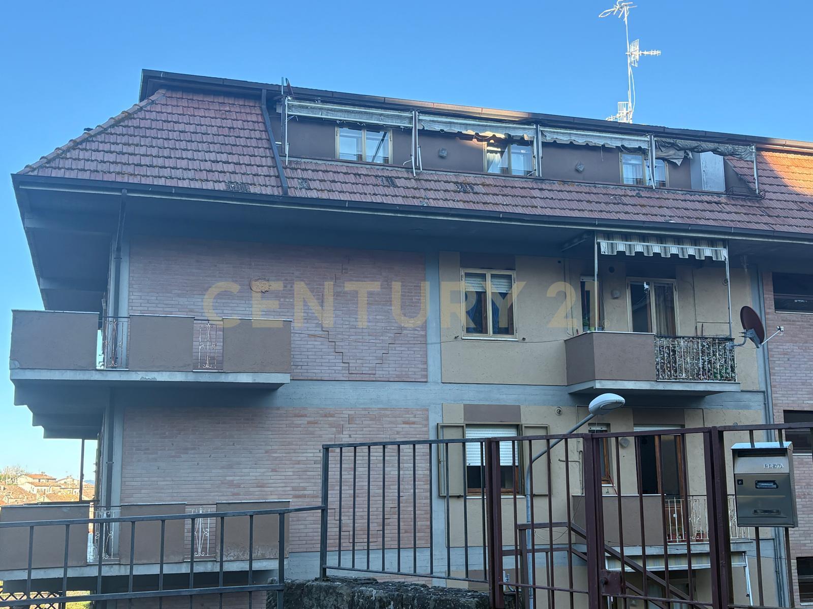 Appartamento con terrazzo in via orbetellana, Scansano