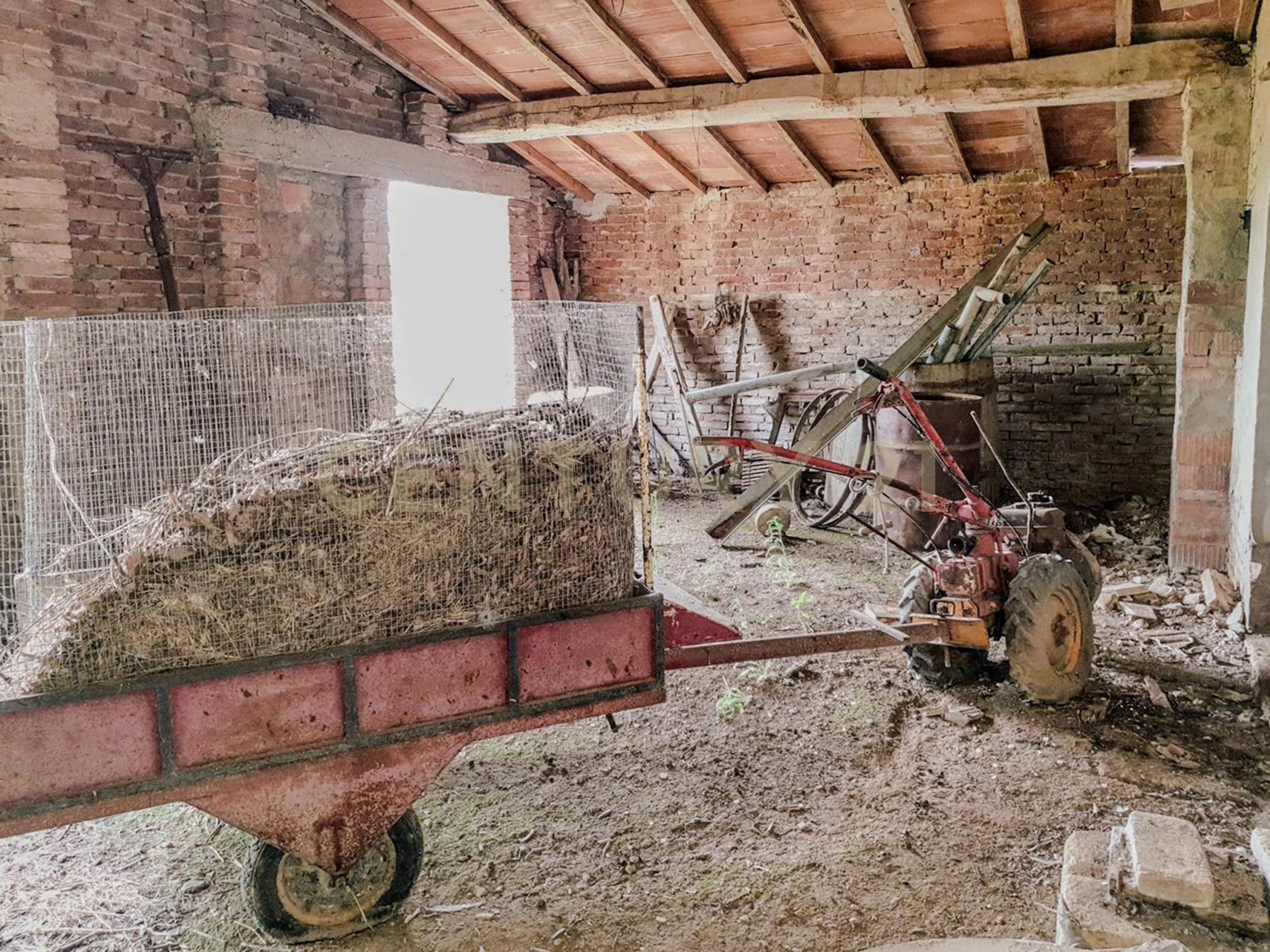 Casa indipendente con giardino in localit� preselle sp 159, Scansano