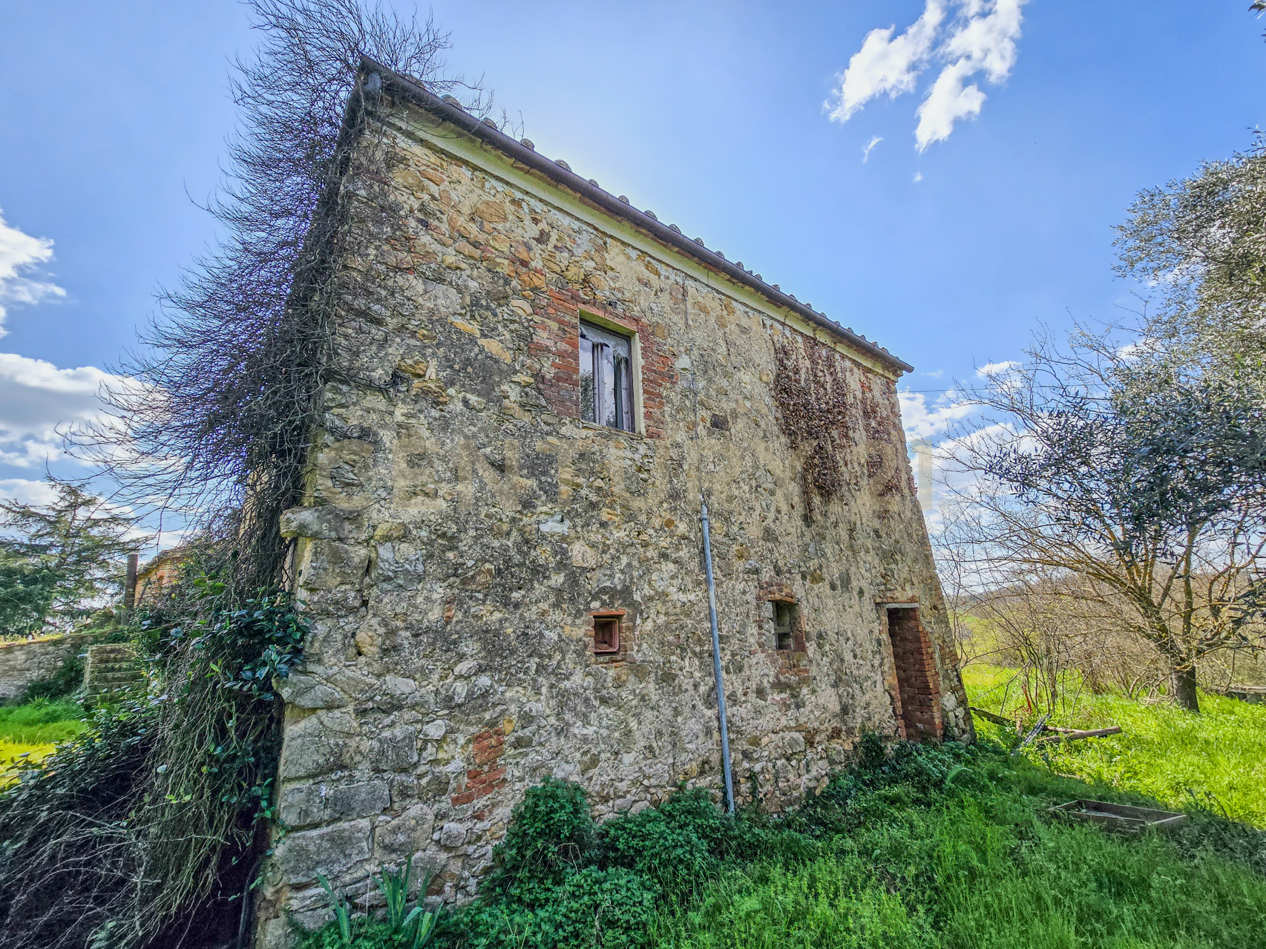 casa indipendente in vendita a Civitella Paganico in zona Pari