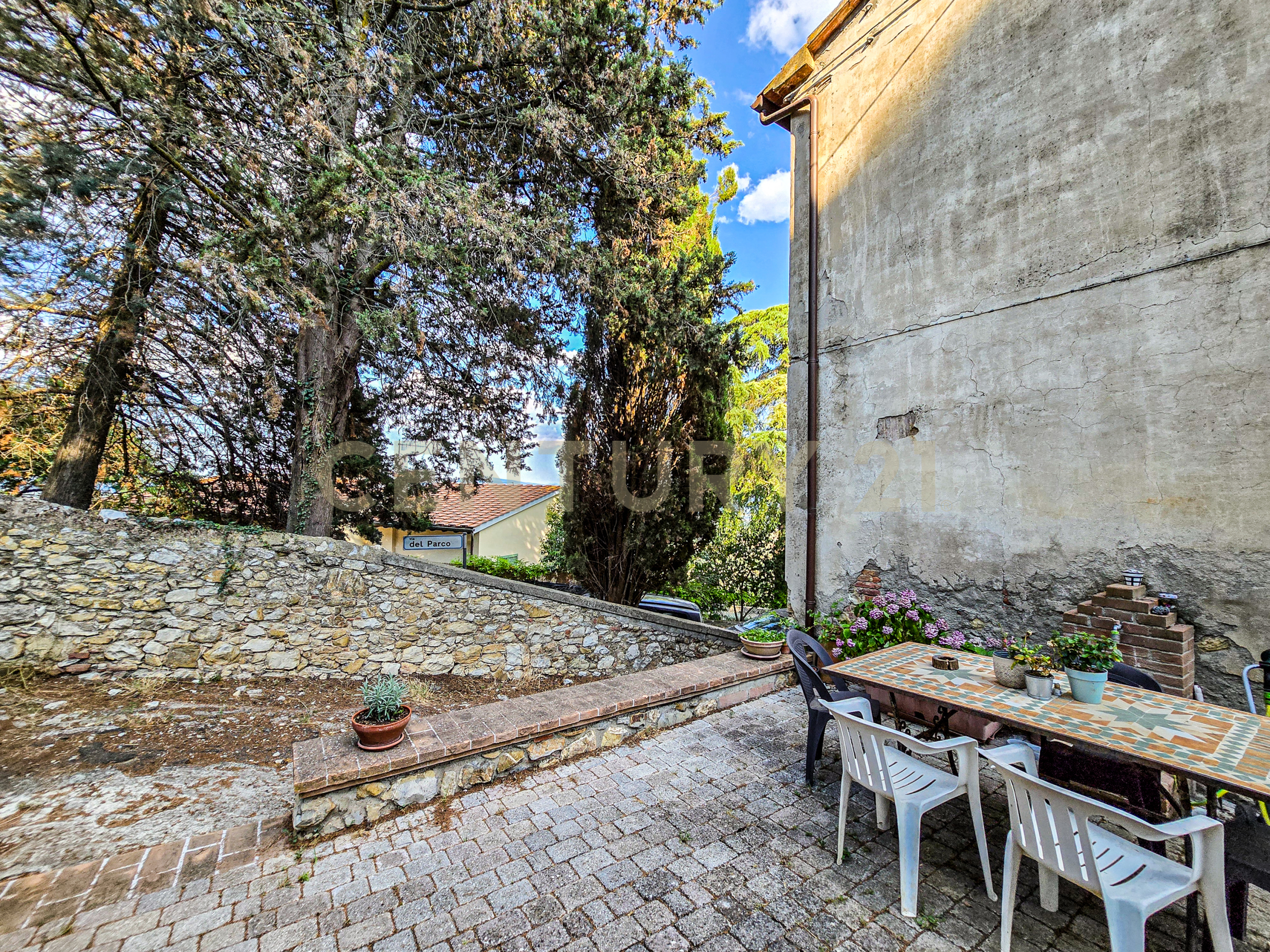 Casa indipendente con giardino in via del poggio 17/a, Gavorrano