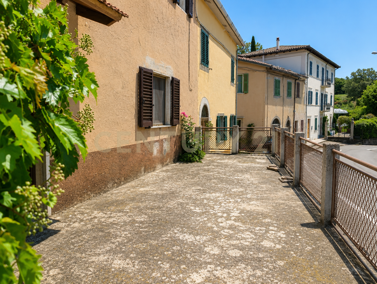 Appartamento da ristrutturare in via aldobrandeschi 53, Castell'Azzara