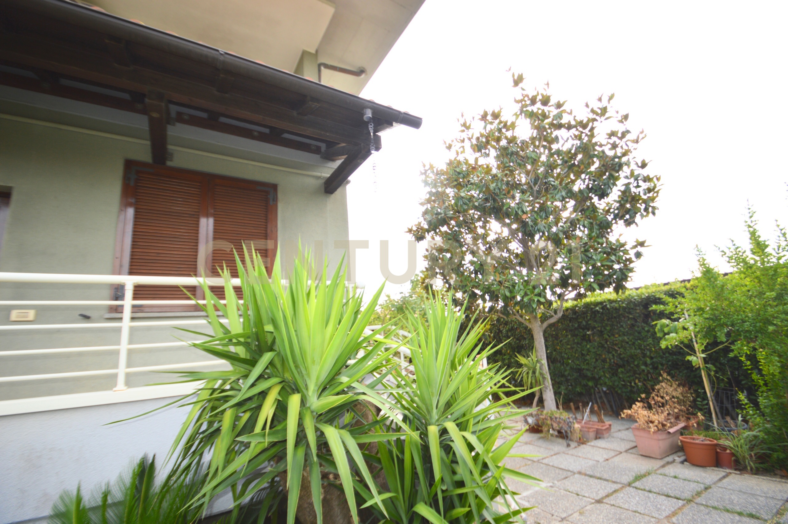 Stabile/Palazzo con giardino in via castiglionese 35, Grosseto