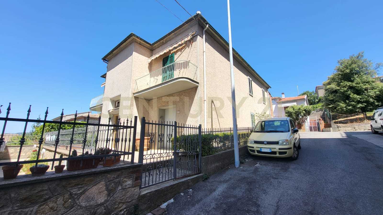 Casa indipendente con giardino in via ludovico ariosto 5, Roccastrada