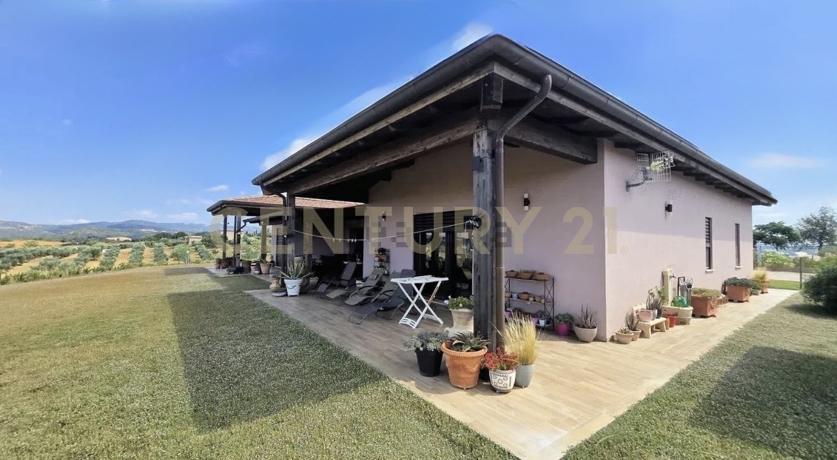 Casa indipendente con giardino in strada della fattoria 288, Magliano in Toscana