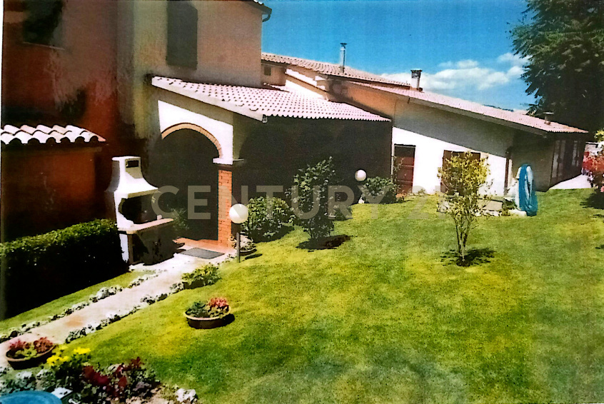 Casa indipendente con giardino in sp10 snc, Manciano