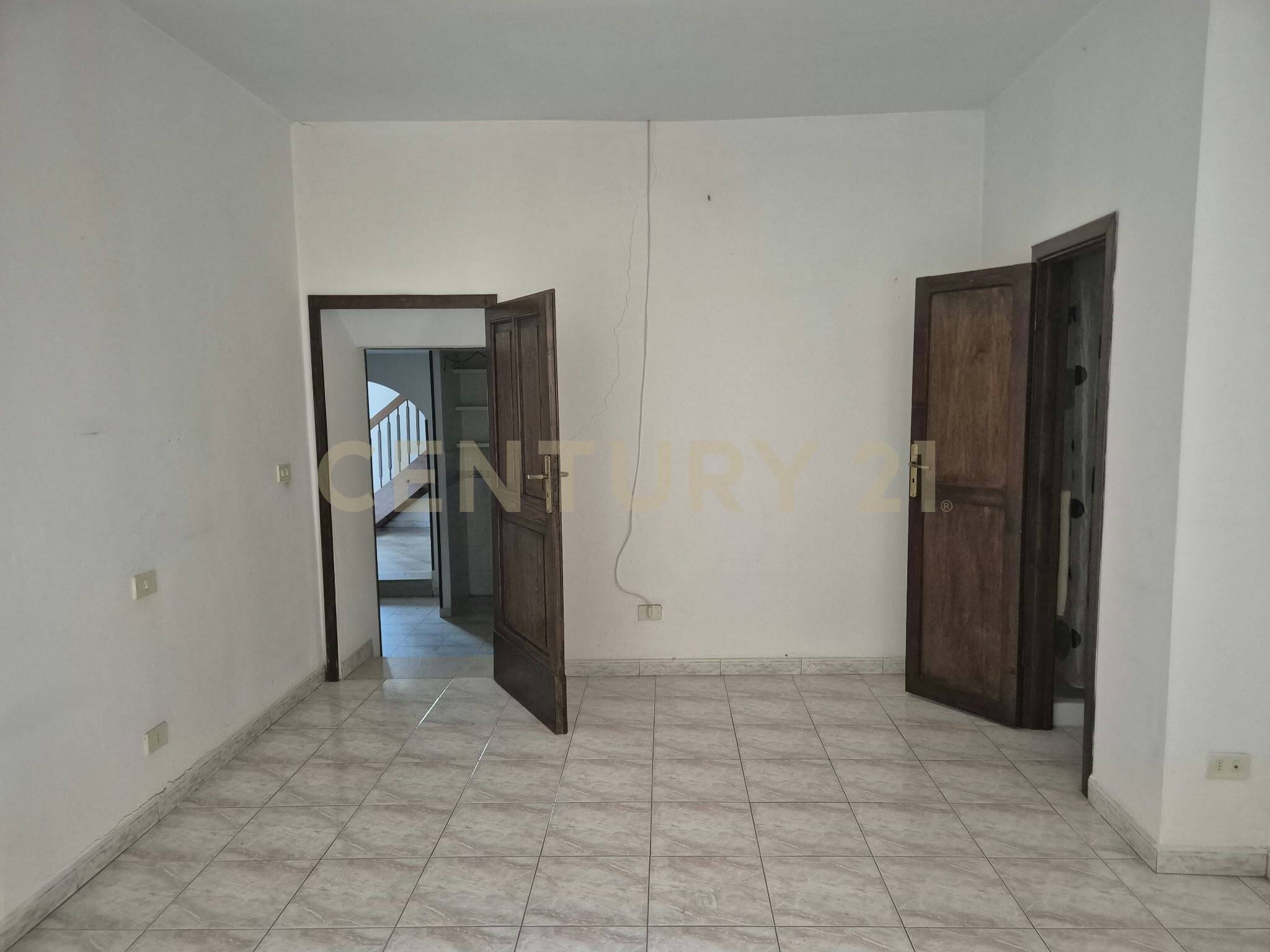 Casa indipendente da ristrutturare in via delle scuole 1, Cinigiano