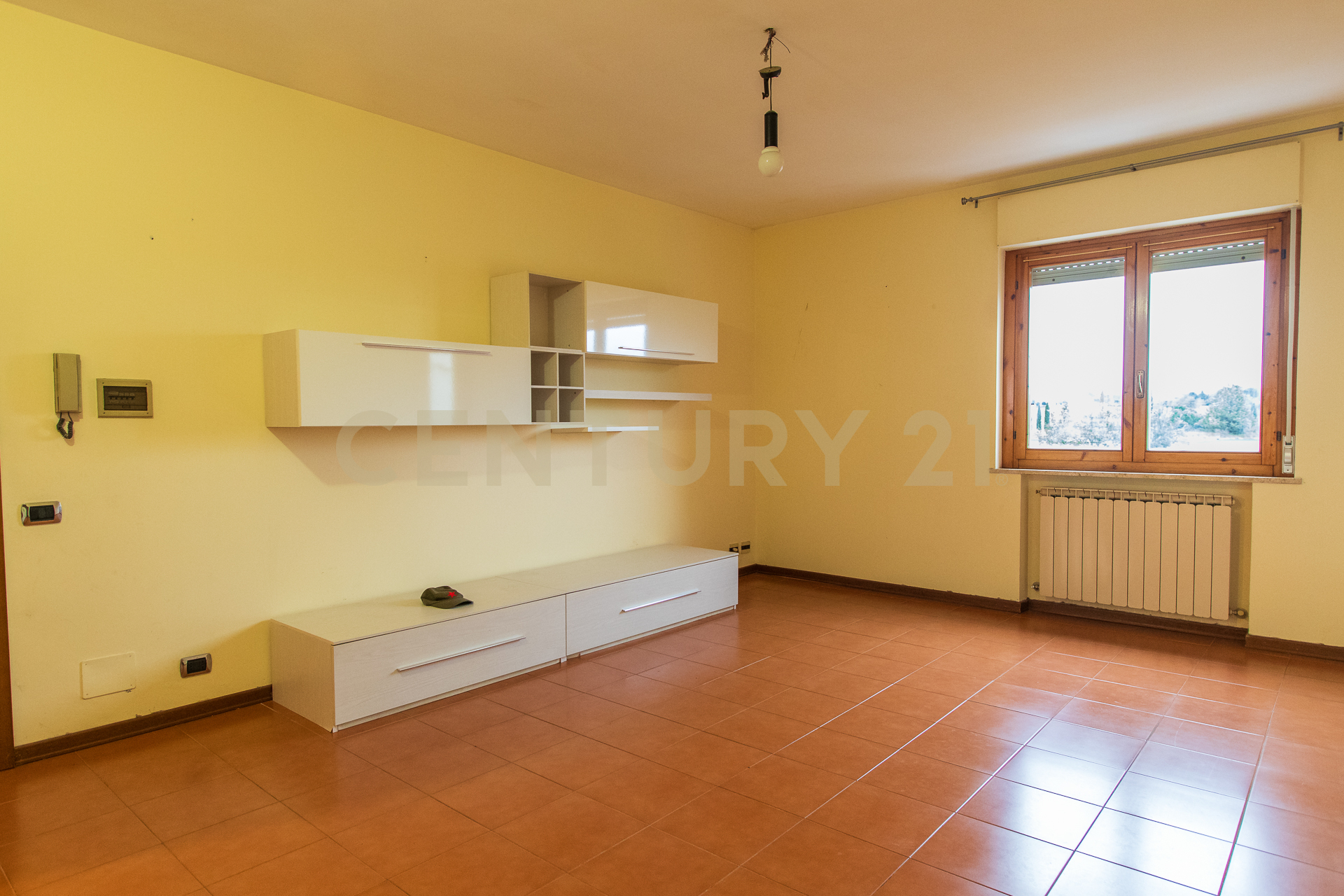 Appartamento con giardino in via a. vignali 16, Siena