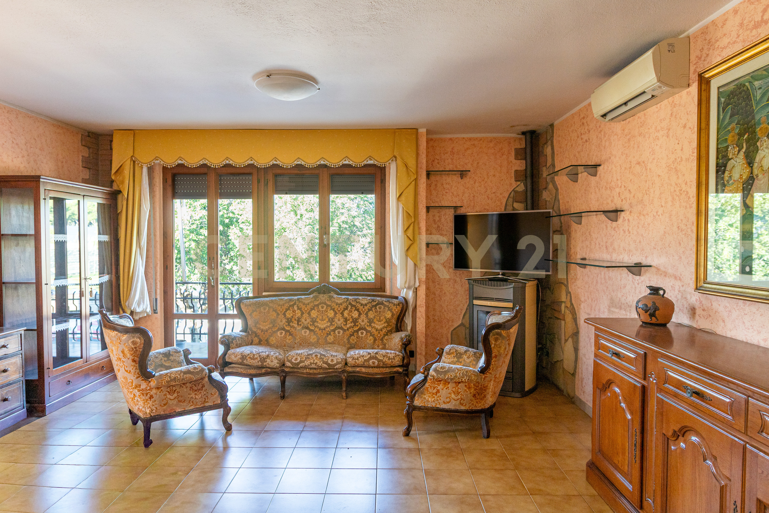 Appartamento con giardino in via finetti, Gavorrano