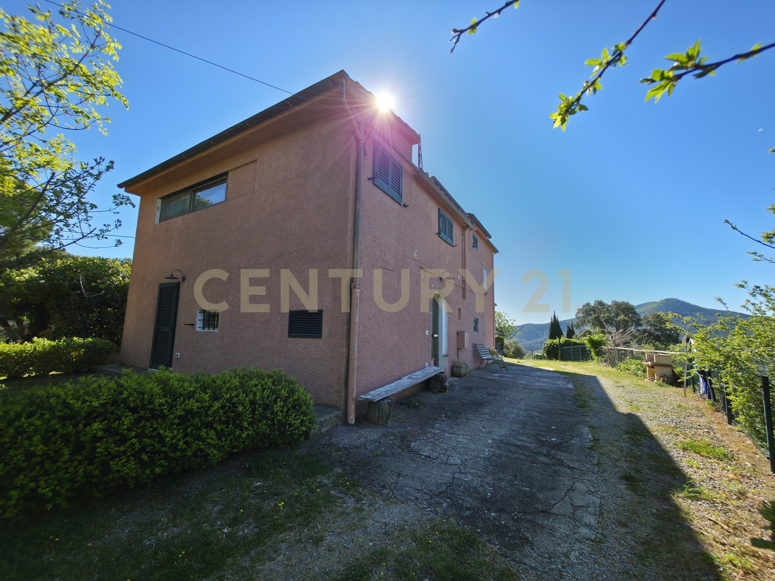 Casa indipendente con giardino in localit� cesi, Gavorrano
