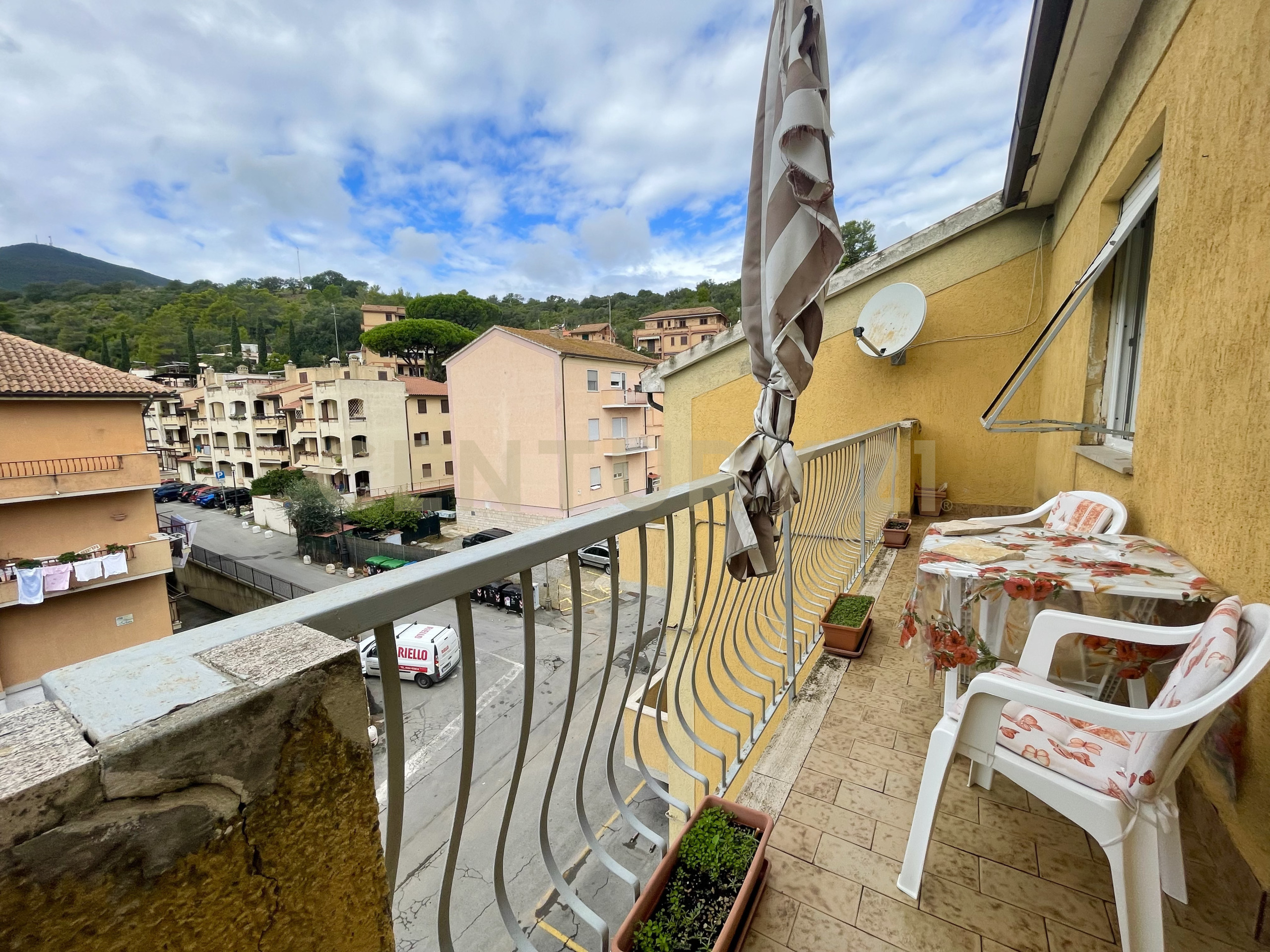 Appartamento con terrazzo in piazza giovanni xxiii', Monte Argentario