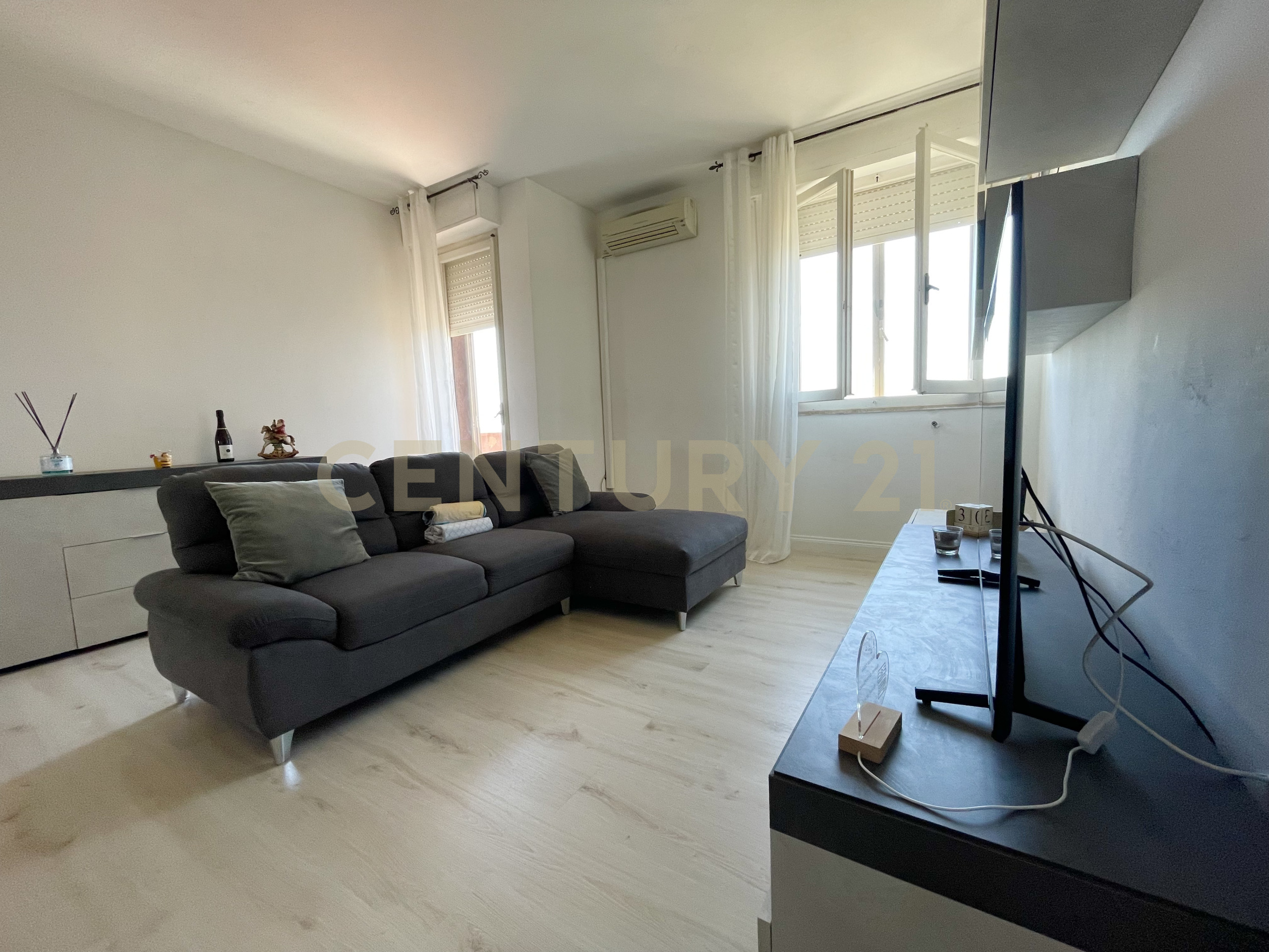 Appartamento con terrazzo in via grandi 1, Orbetello