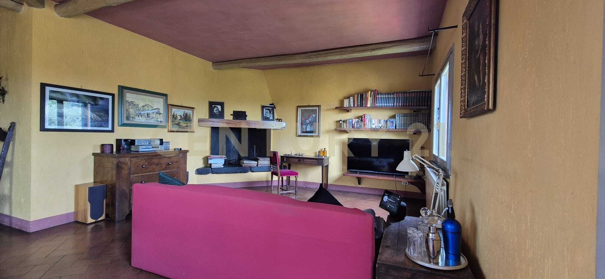 Appartamento con giardino in via dei mille 38, Magliano in Toscana