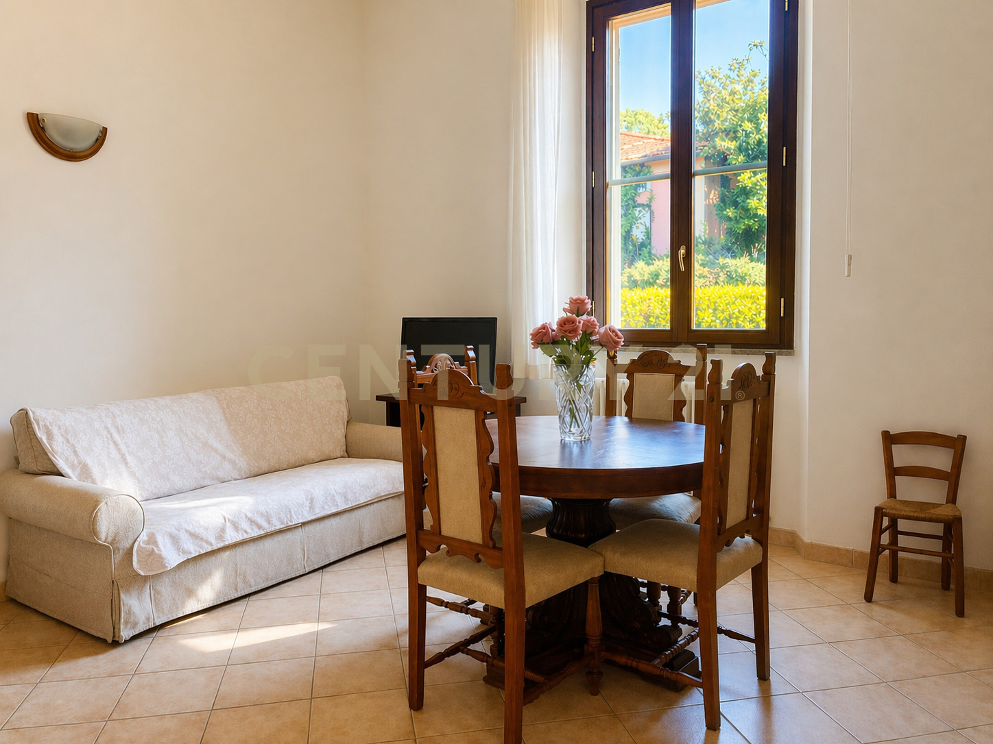 Casa indipendente con giardino in strada statale 1 42, Orbetello