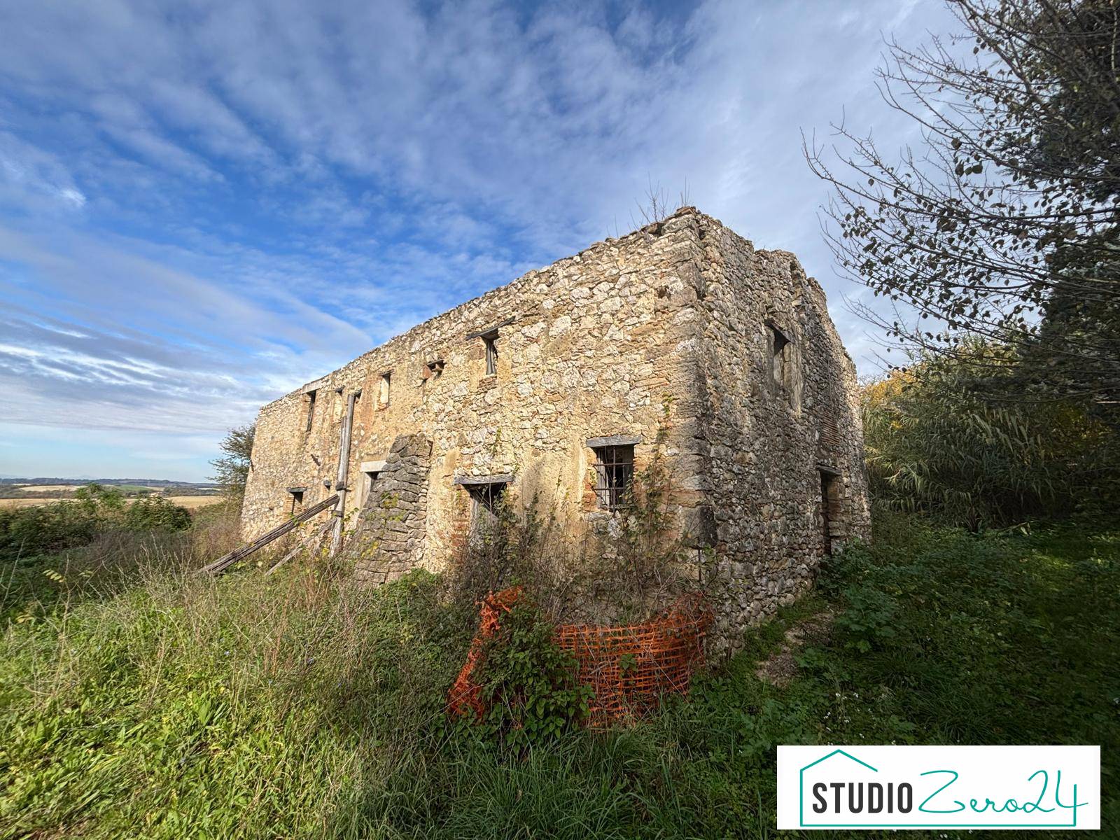 Rustico da ristrutturare, Guardea poggio