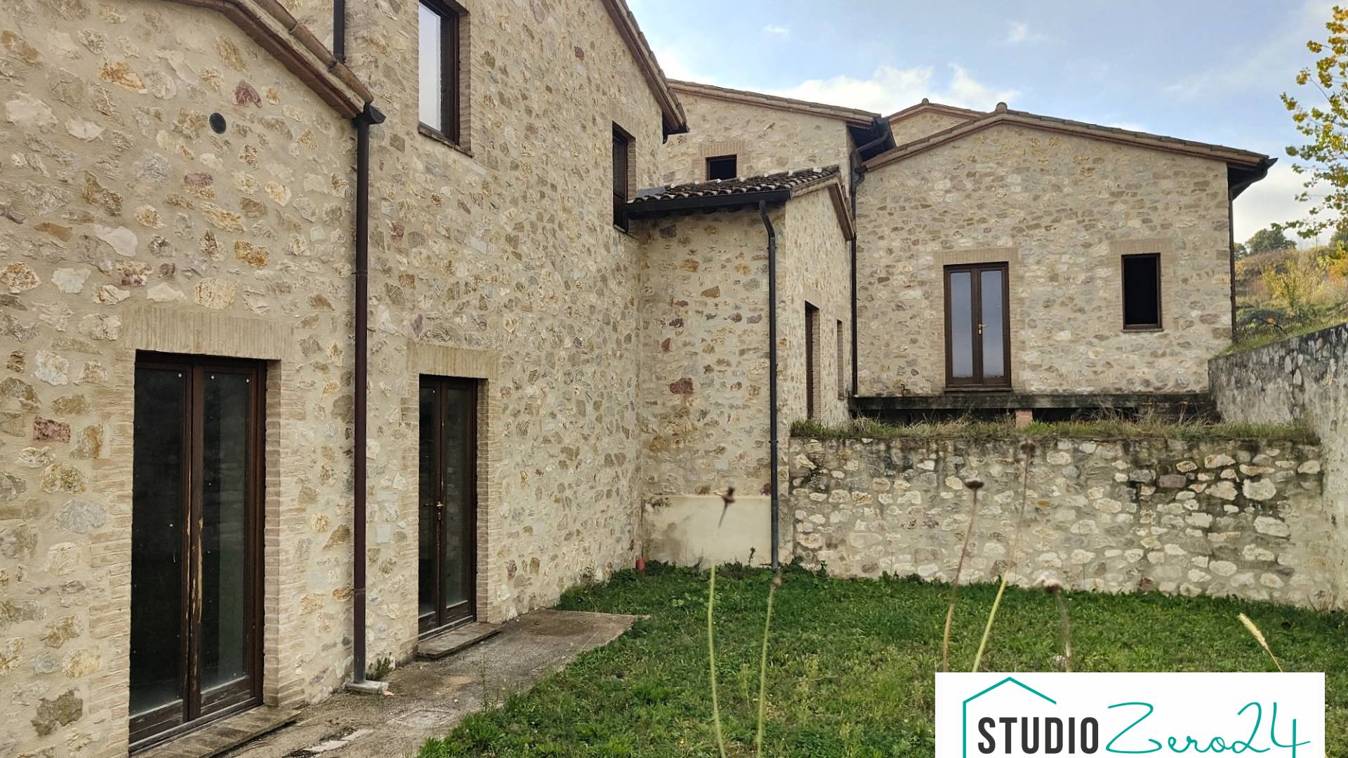 Villette a schiera in vendita a Avigliano Umbro, Sismano