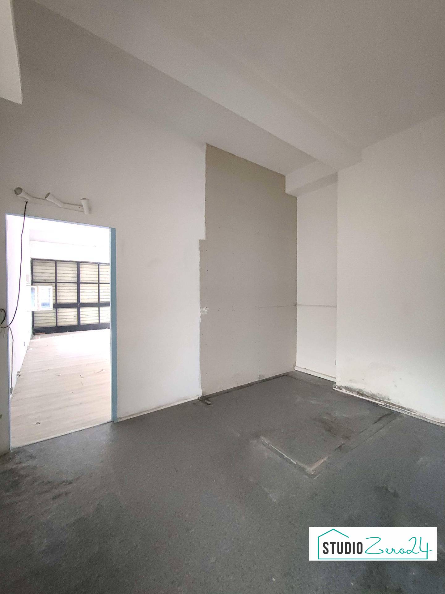 Locale commerciale in affitto a Amelia