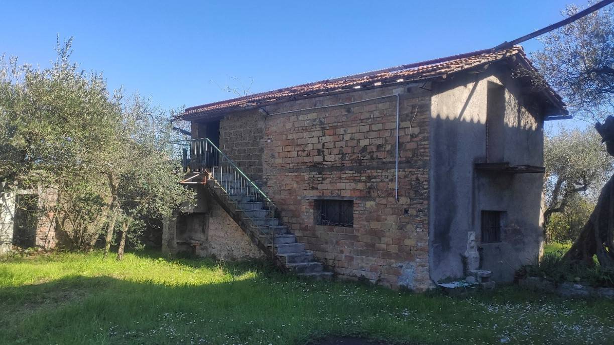 Villa in vendita a Amelia