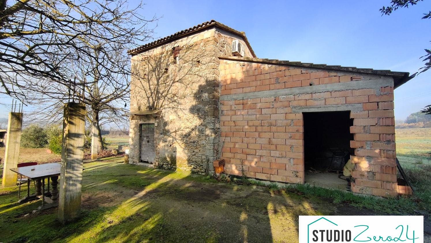 Casale in vendita a Attigliano