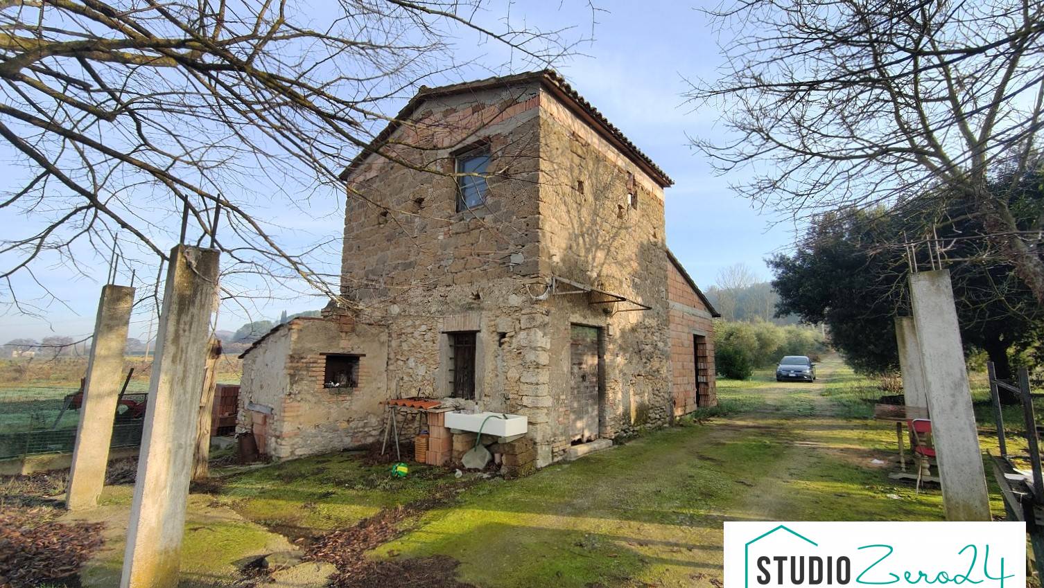 Casale in vendita a Attigliano