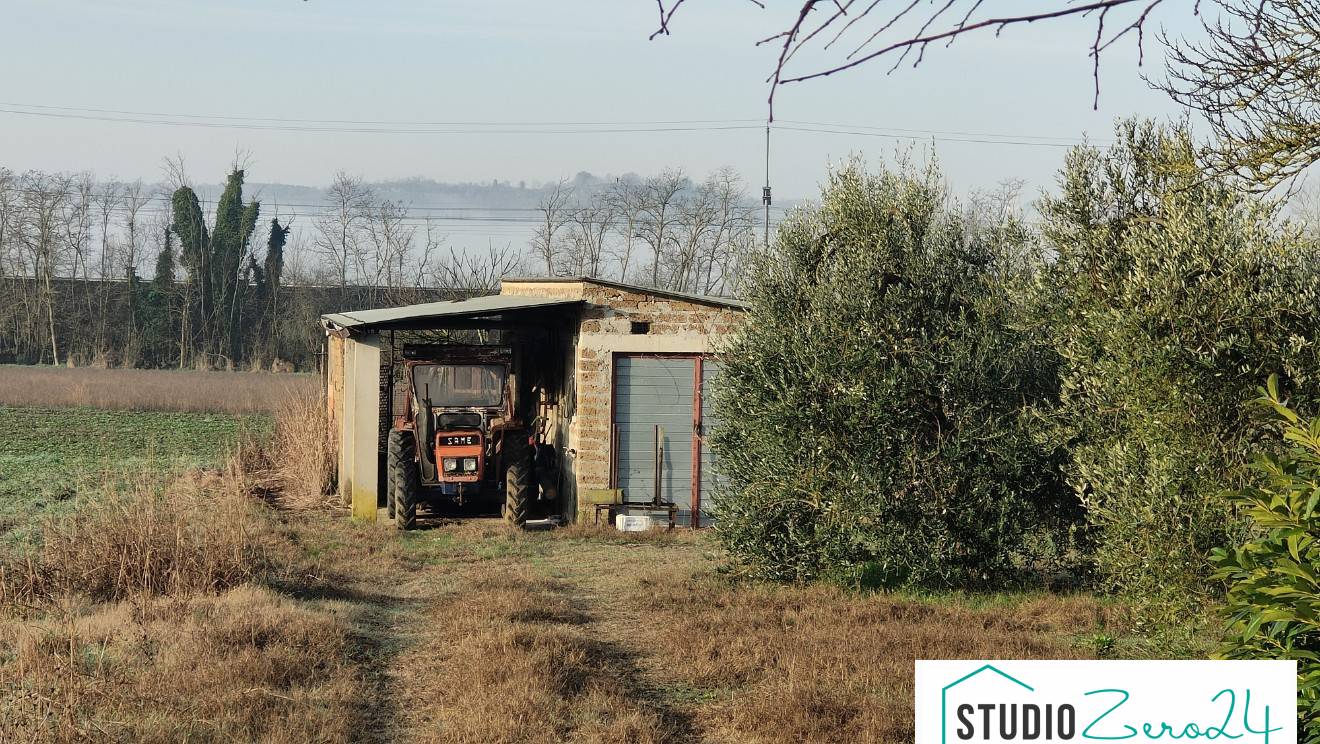 Casale in vendita a Attigliano