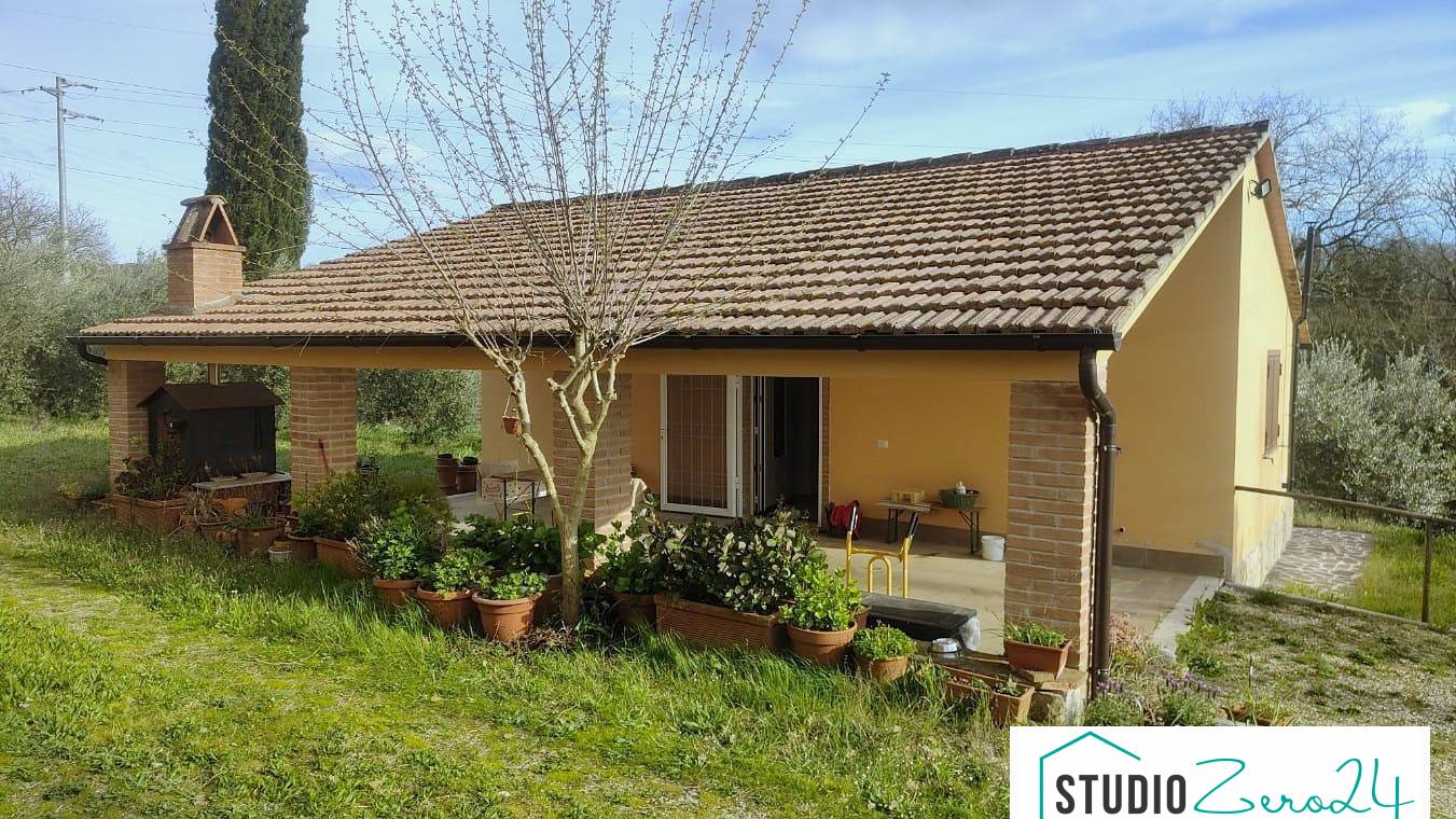 Casale in vendita a Attigliano