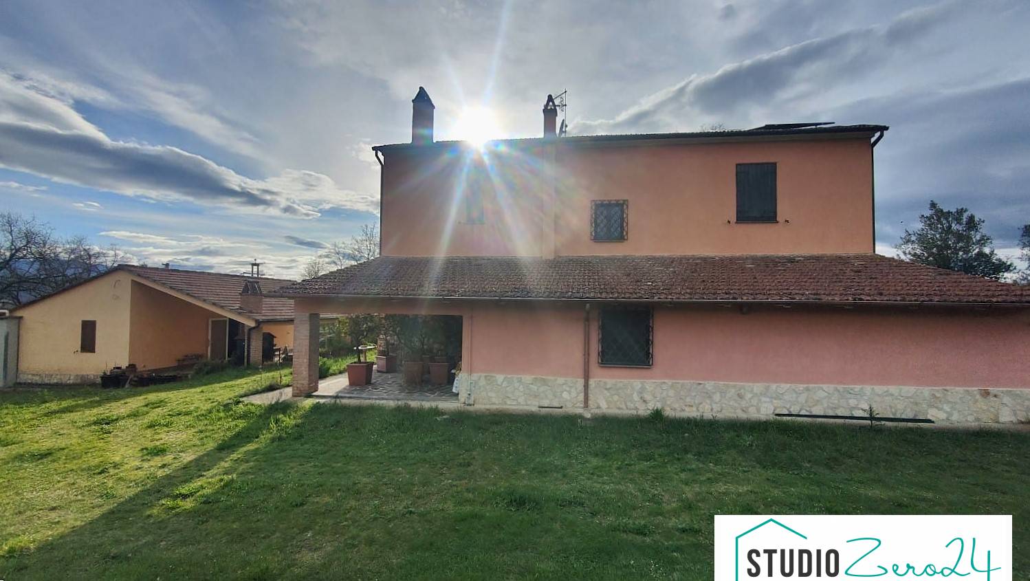 Casale in vendita a Attigliano