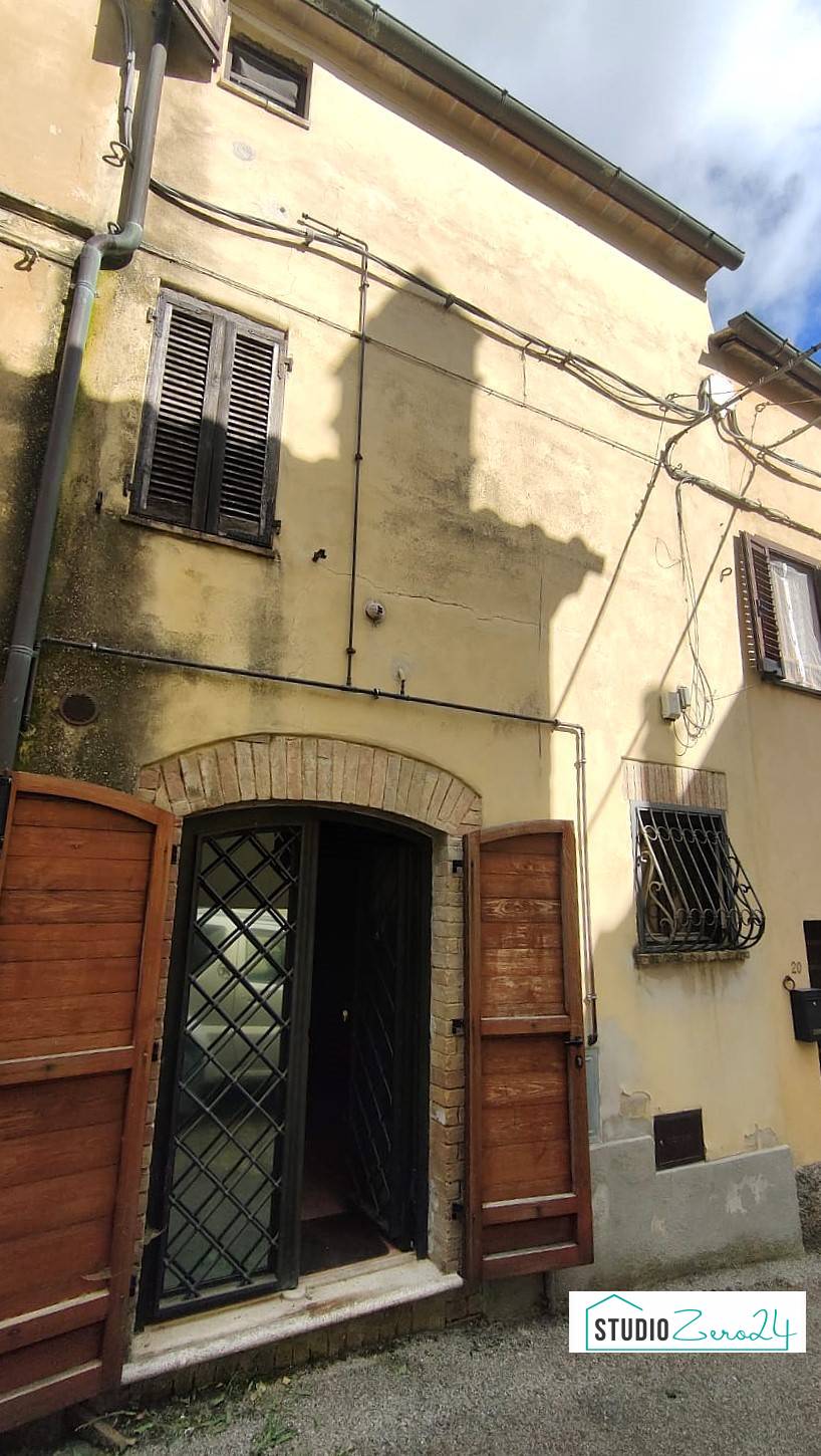 Appartamento in vendita a Amelia, Montecampano
