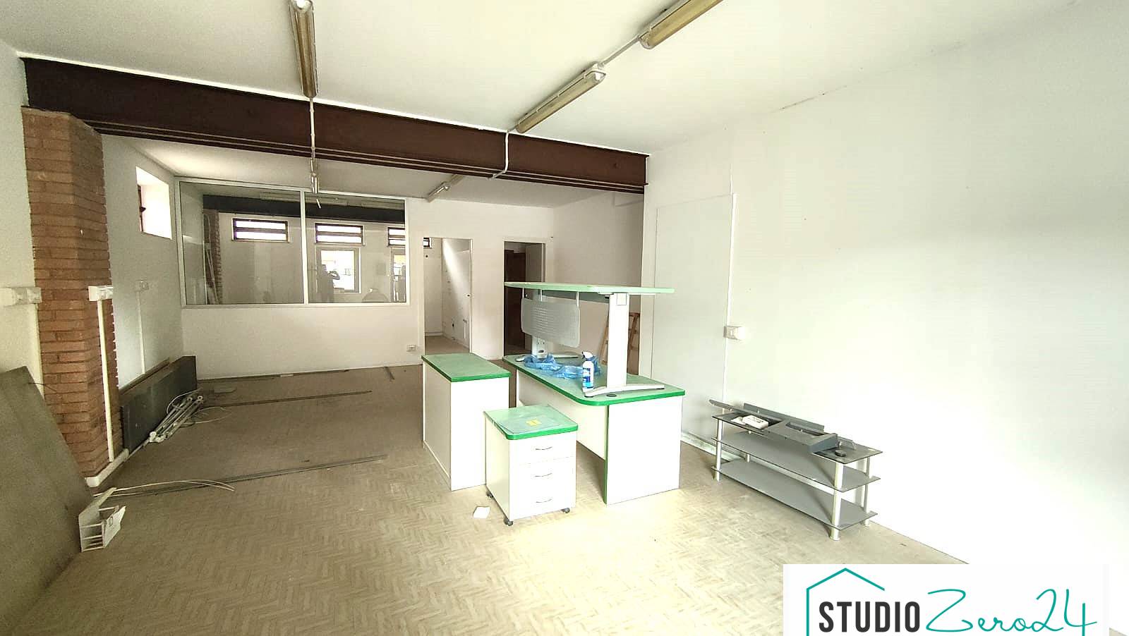 Locale commerciale in affitto a Amelia