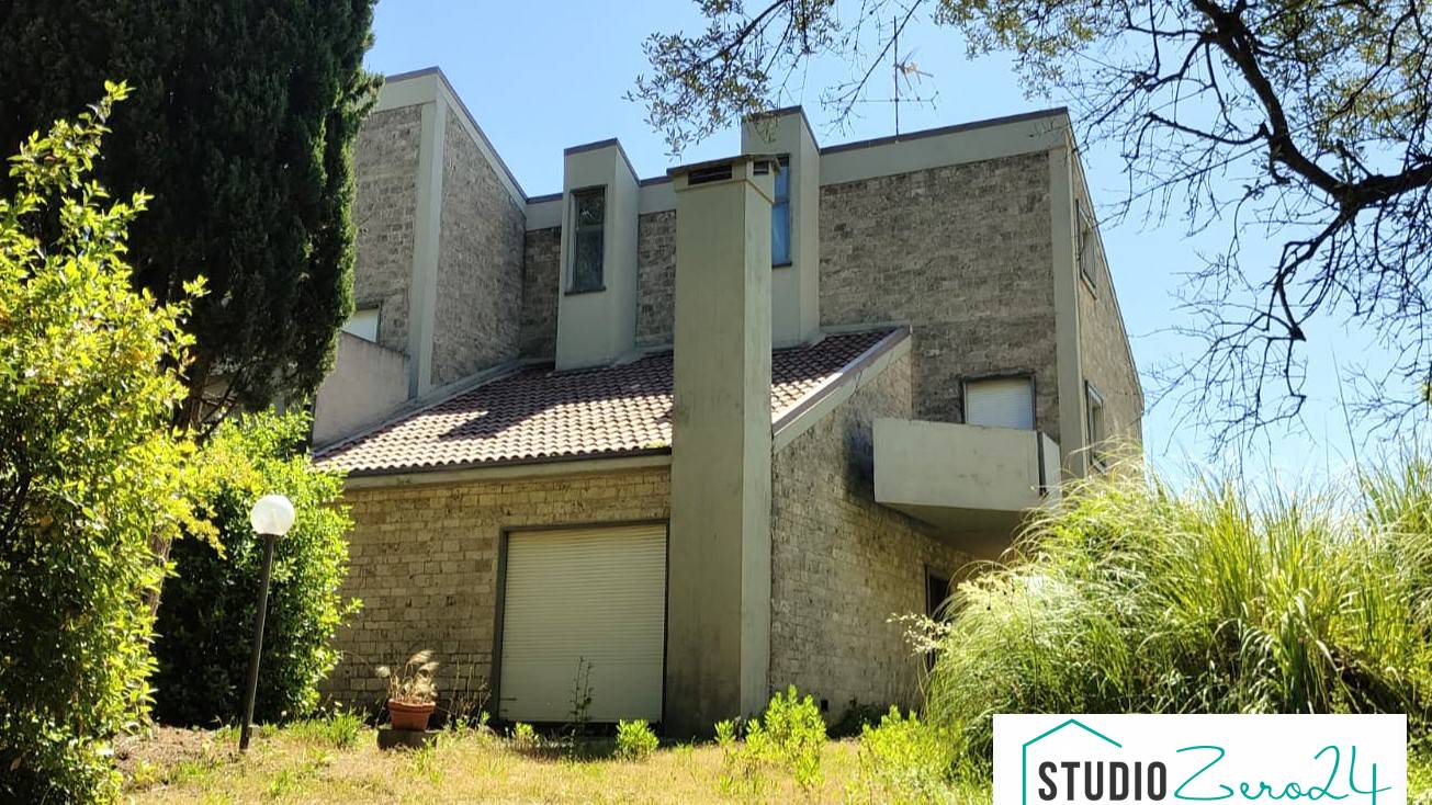 Villa in vendita a Amelia