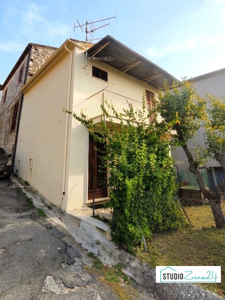 Appartamento in vendita a Amelia, Porchiano