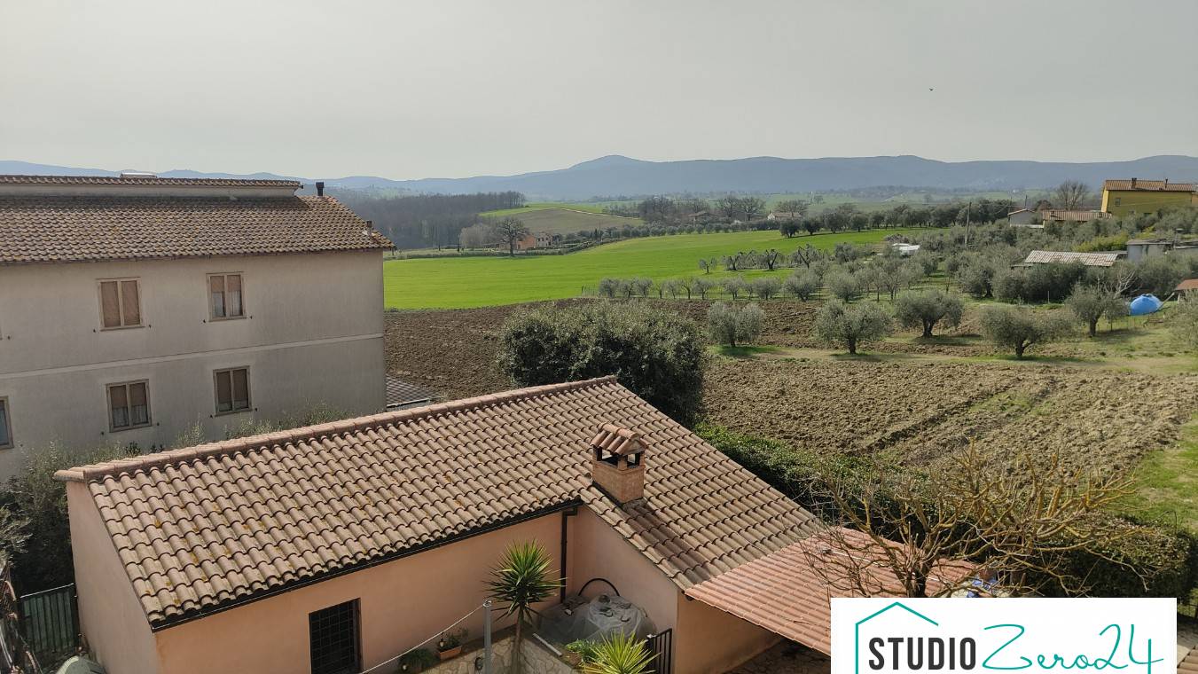 Villetta trifamiliare in vendita a Montecastrilli, Farnetta