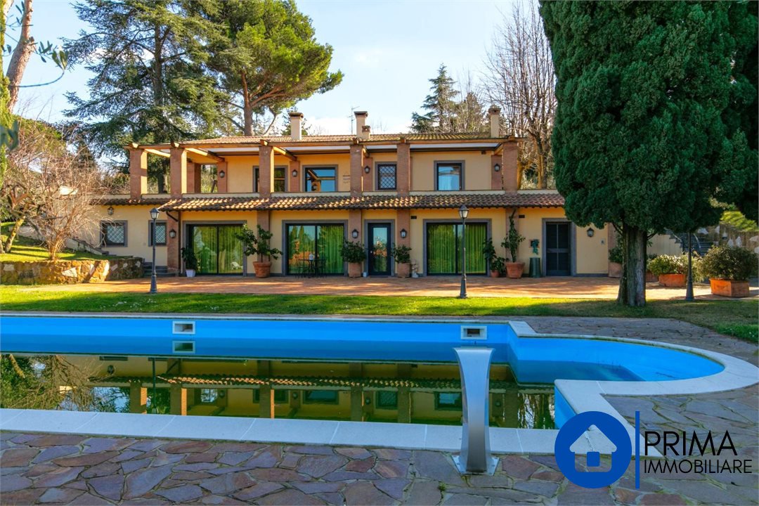 Villa in vendita a Monte Porzio Catone