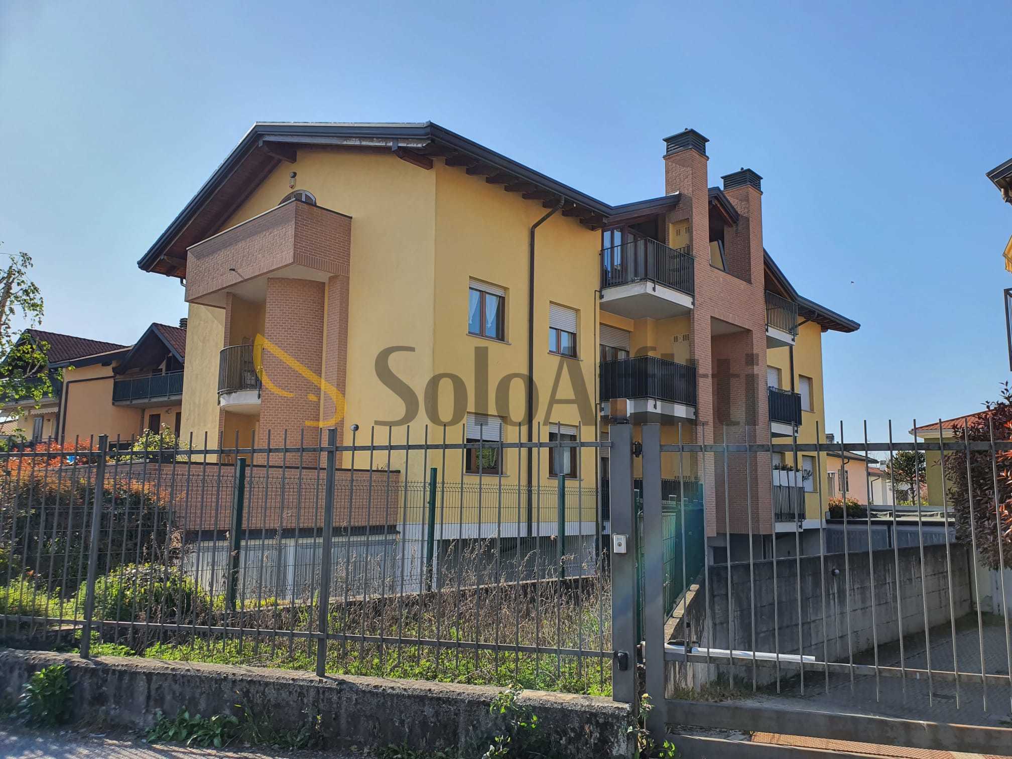 Bilocale con box doppio, Cardano al Campo sud