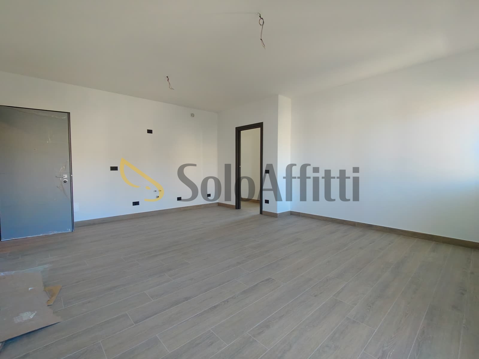 Trilocale con box a Magnago