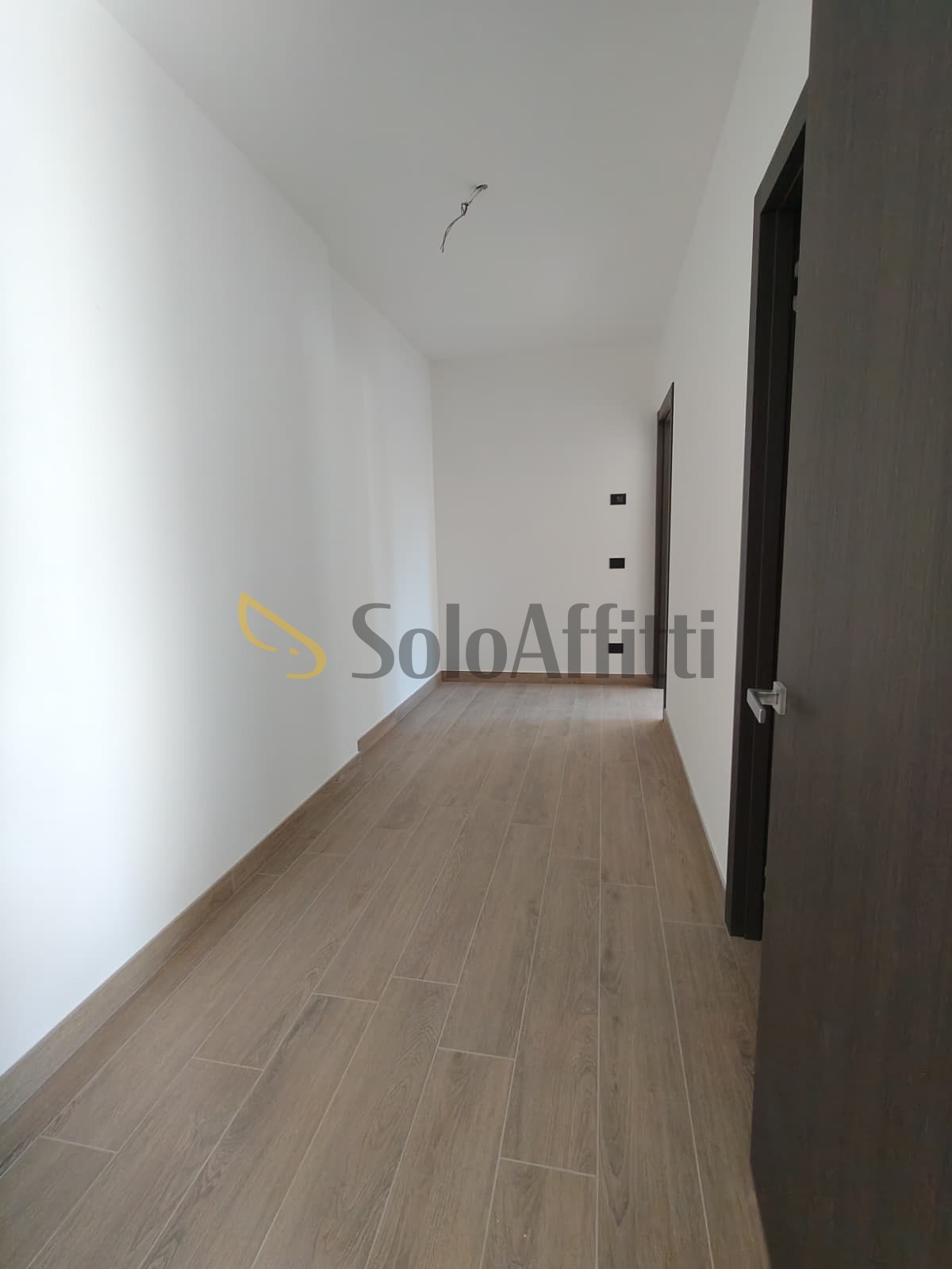 Bilocale con box a Magnago