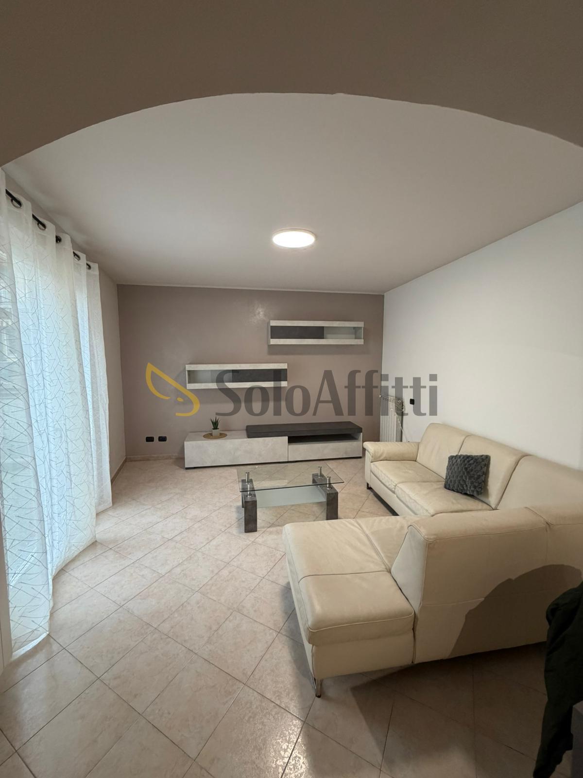 Trilocale in affitto, Arsago Seprio centro