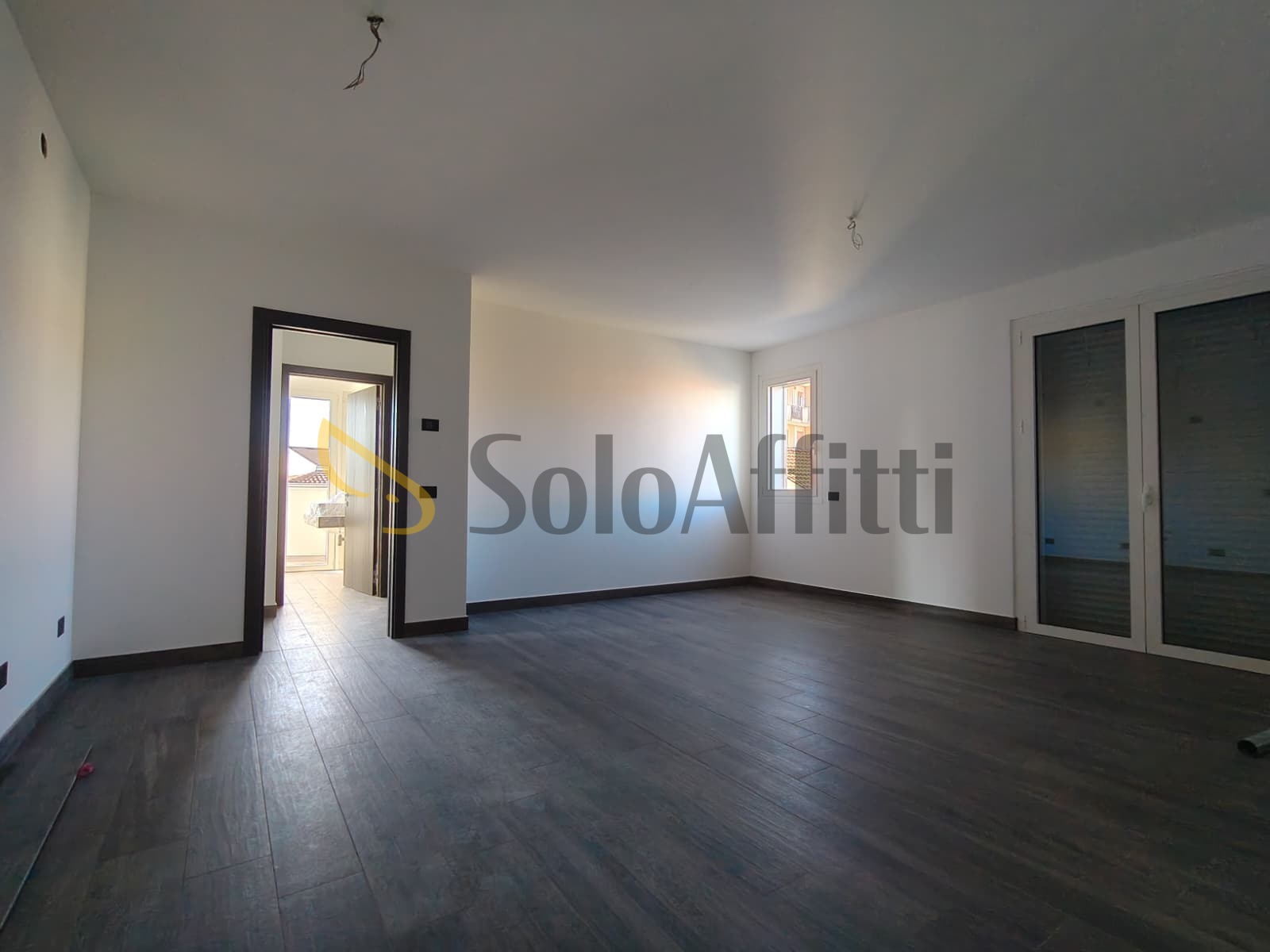 Trilocale con box doppio a Magnago