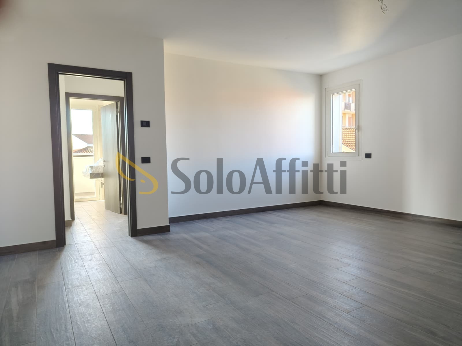 Trilocale con box doppio a Magnago