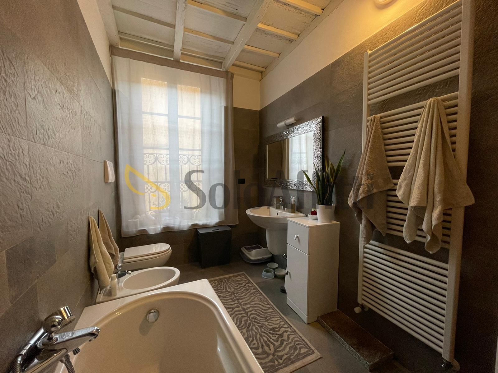 Trilocale in affitto, Gallarate centro