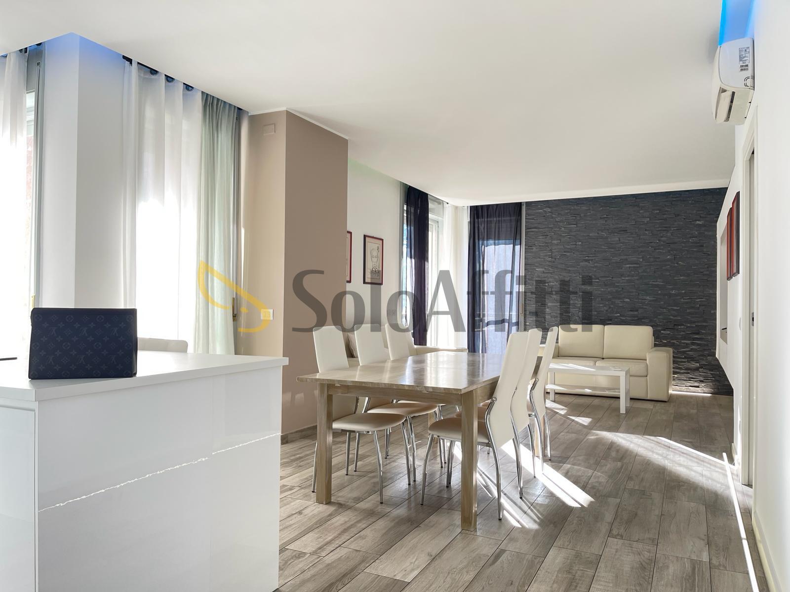 Trilocale con terrazzo, Gallarate cascinetta