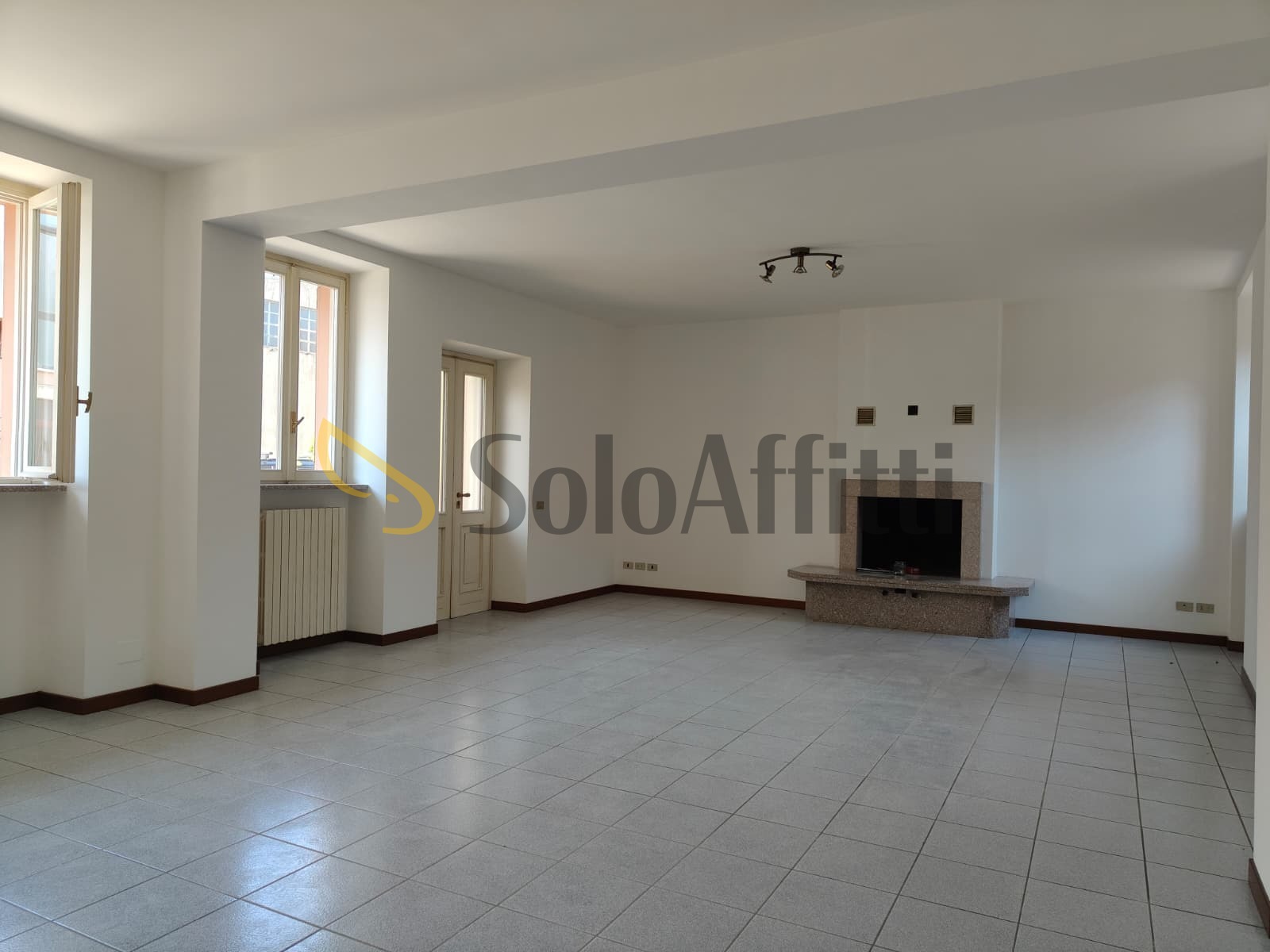 Quadrilocale in affitto a Samarate